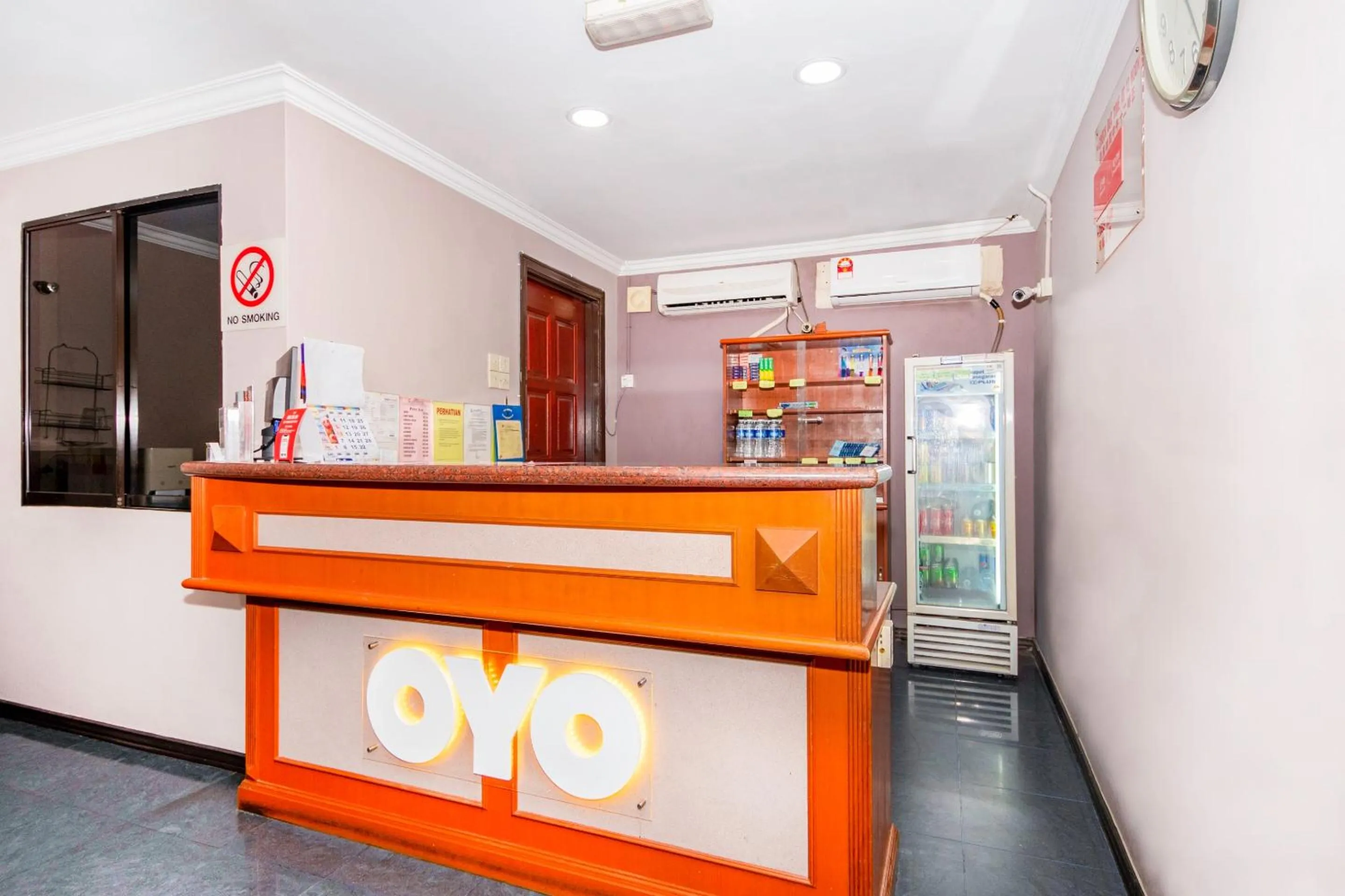 Lobby or reception, Lobby/Reception in OYO 472 Comfort Hotel 1