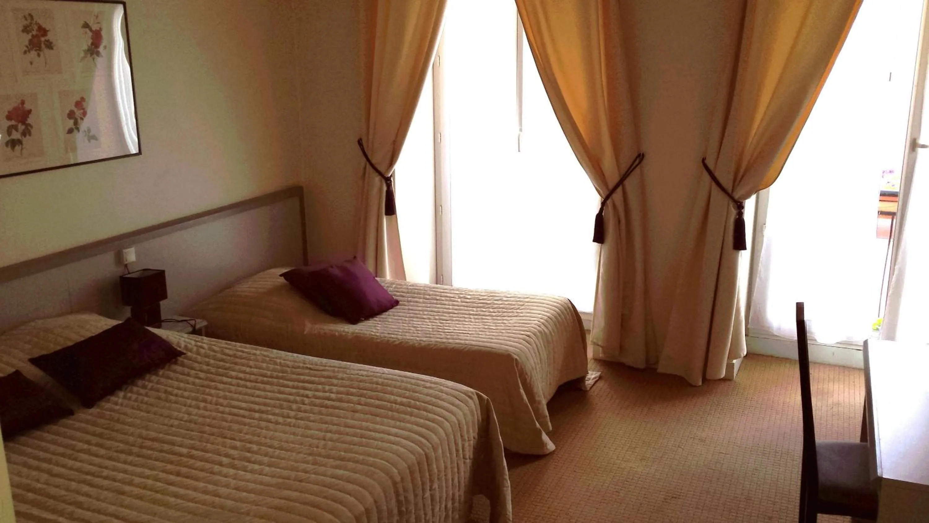 Bedroom in Grand Hotel de l'étoile