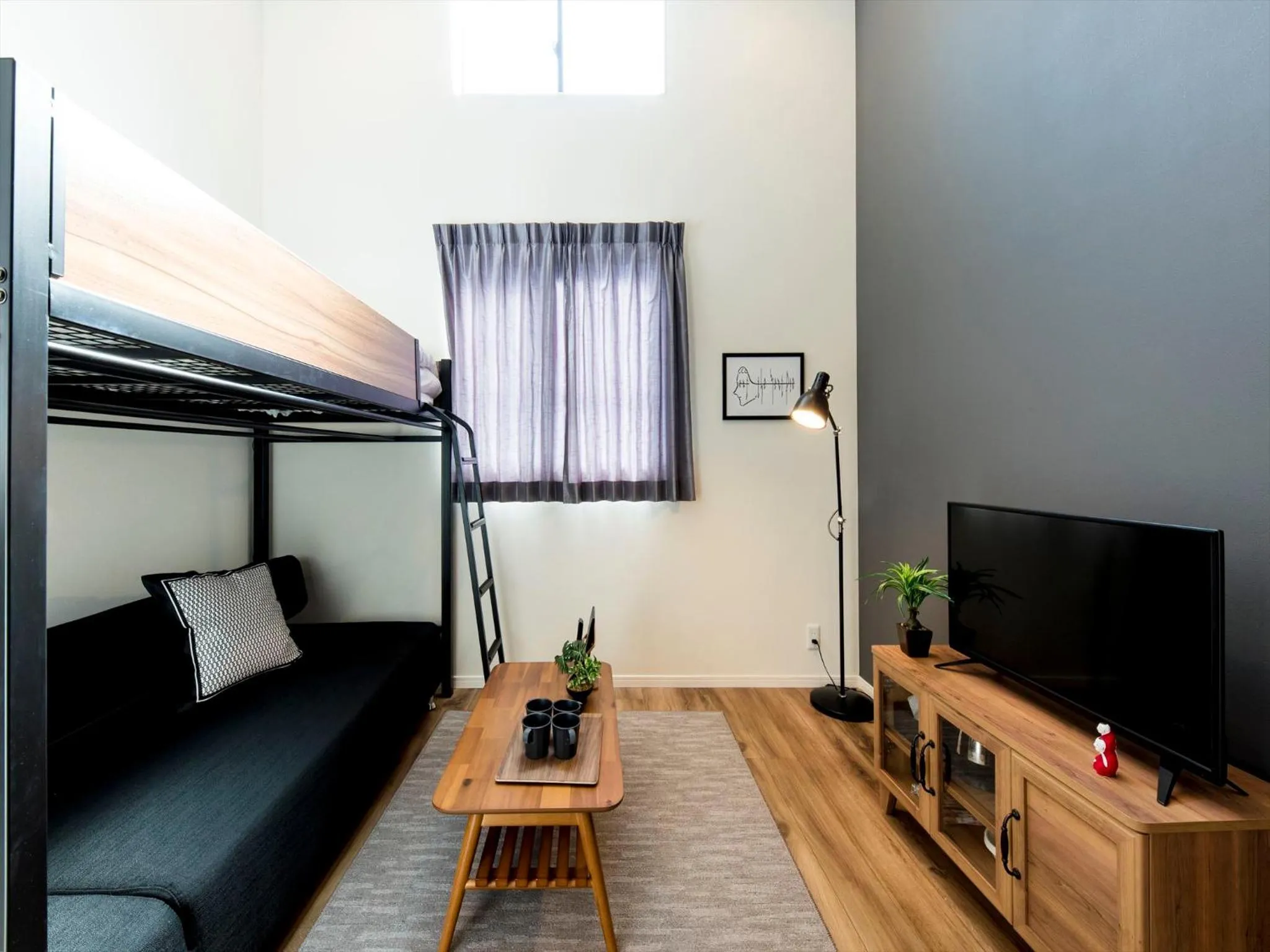 Living room in TRIP POD CHIYO A