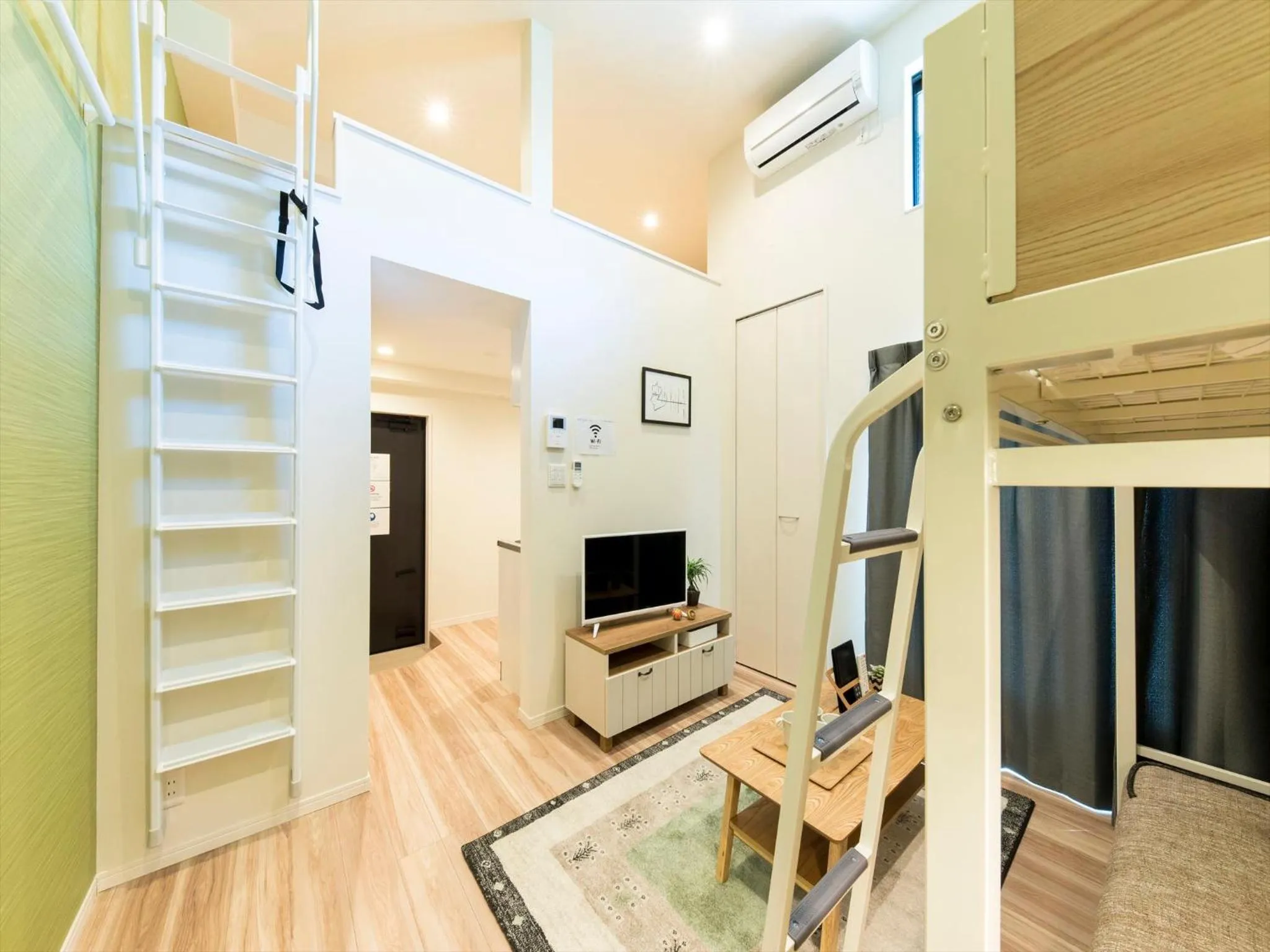 Living room in TRIP POD MINOSHIMA A