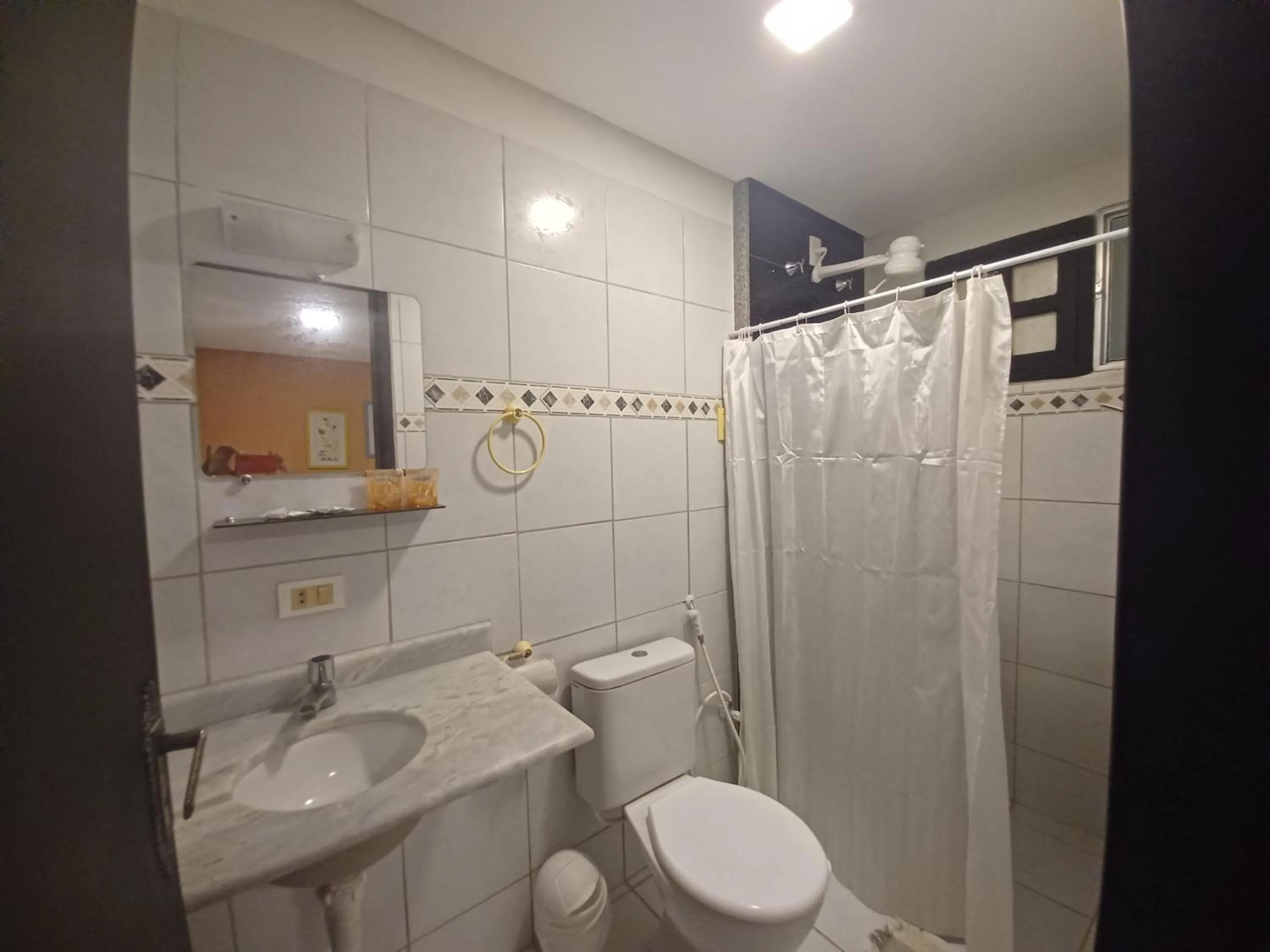 Shower in Pousada Laguna