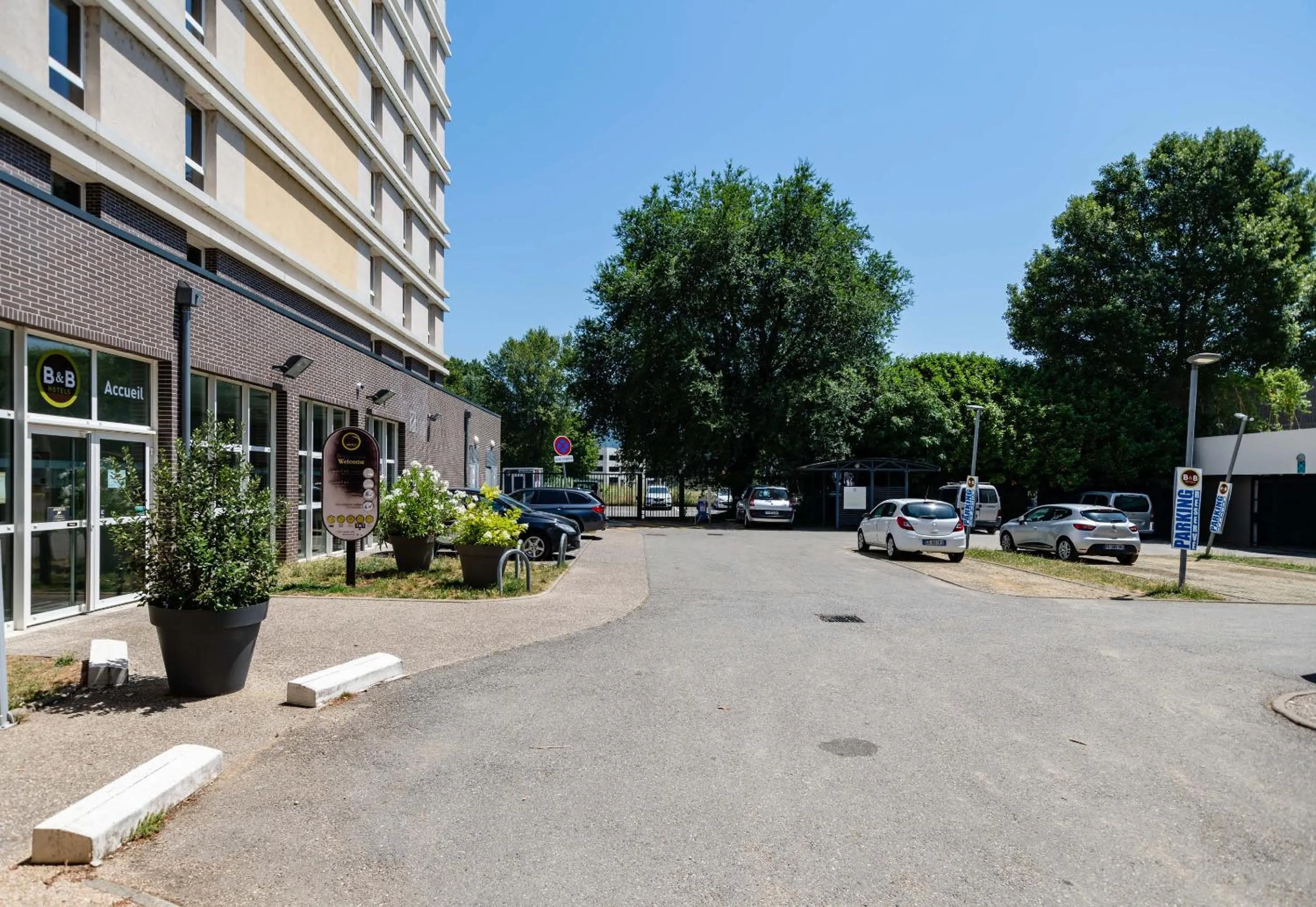 Parking in B&B HOTEL Grenoble Centre Alpexpo