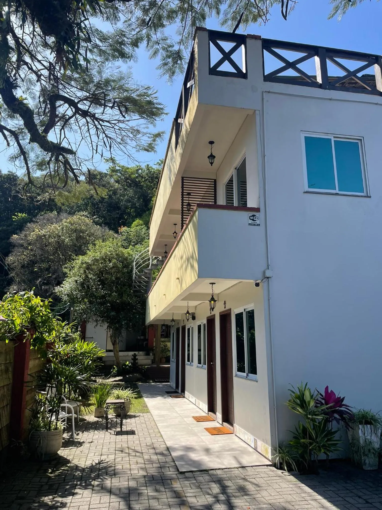 Property building in Pousada Green