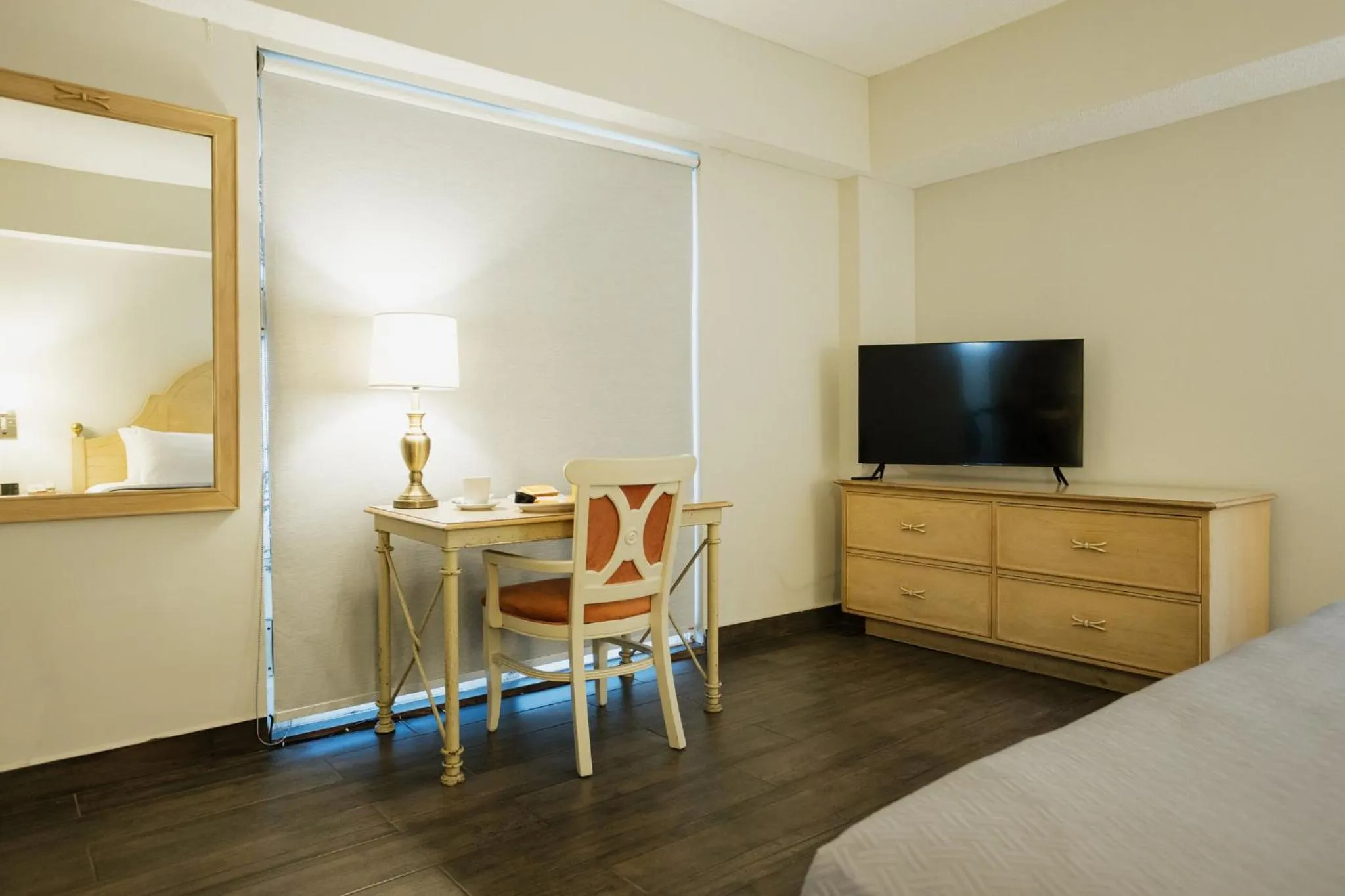 Seating area, Bed in Hotel Parque Central