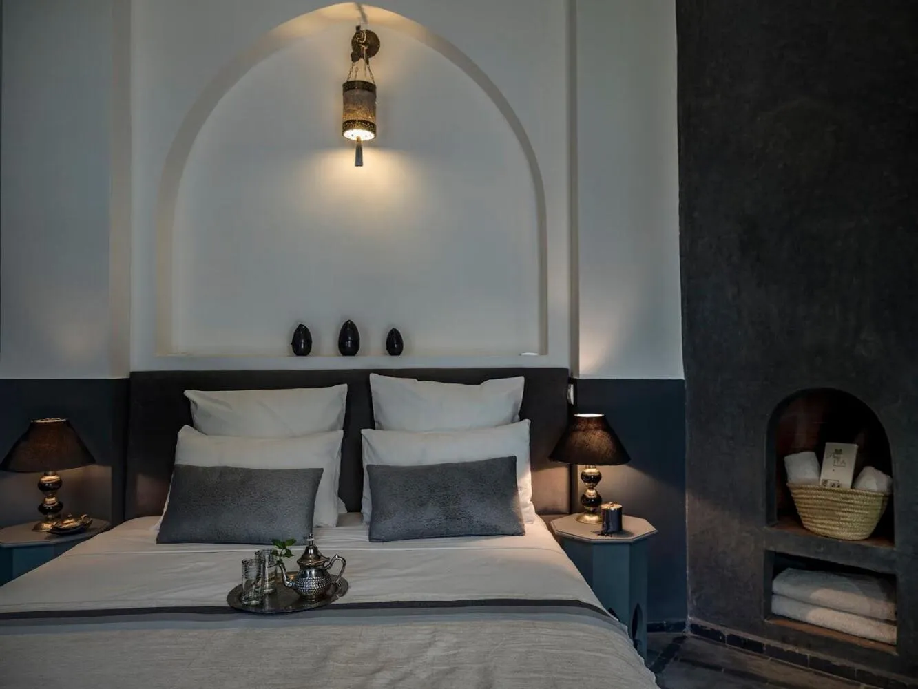 Bed in Riad 64 Maison D'hôtes & Spa