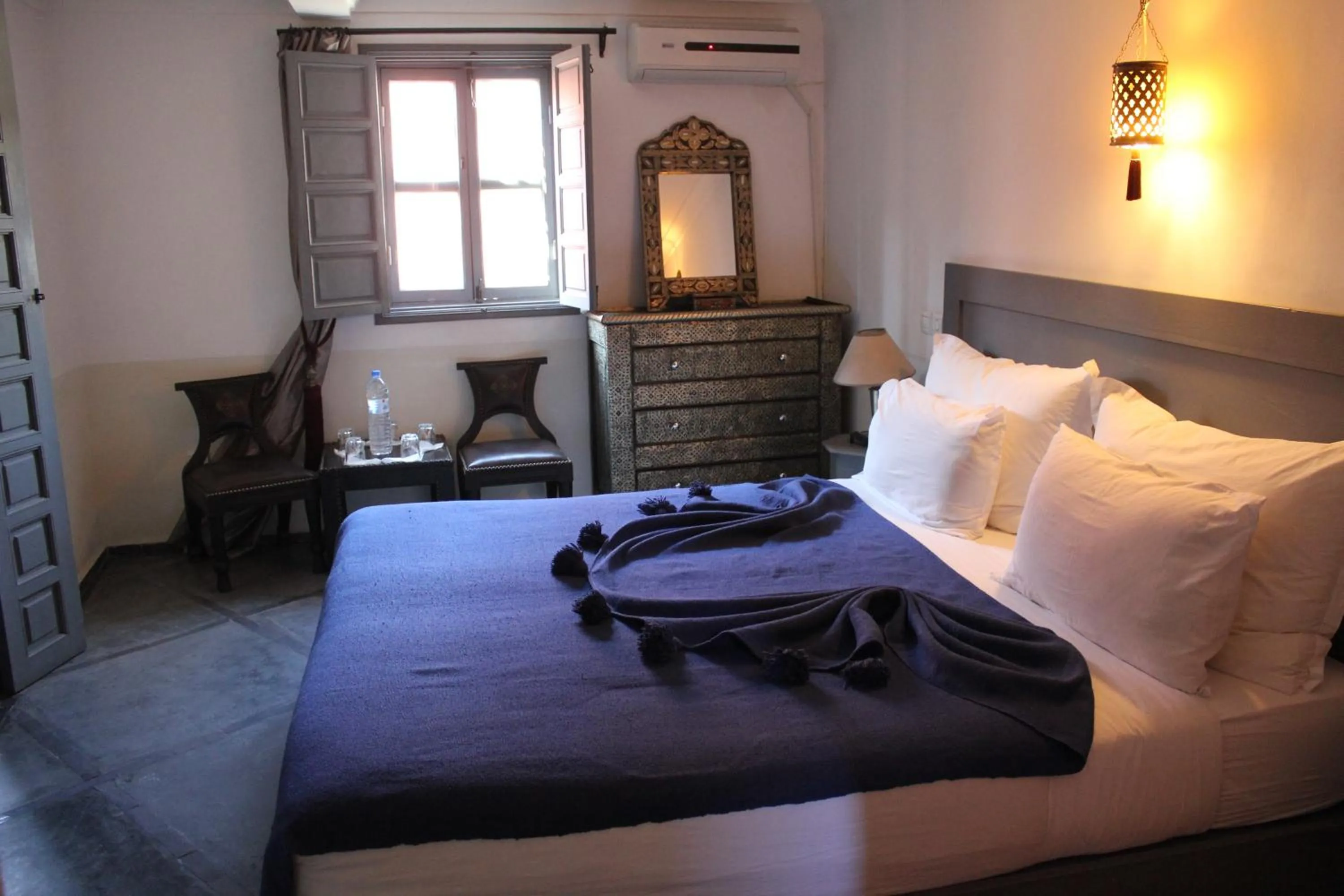 Bed in Riad 64 Maison D'hôtes & Spa