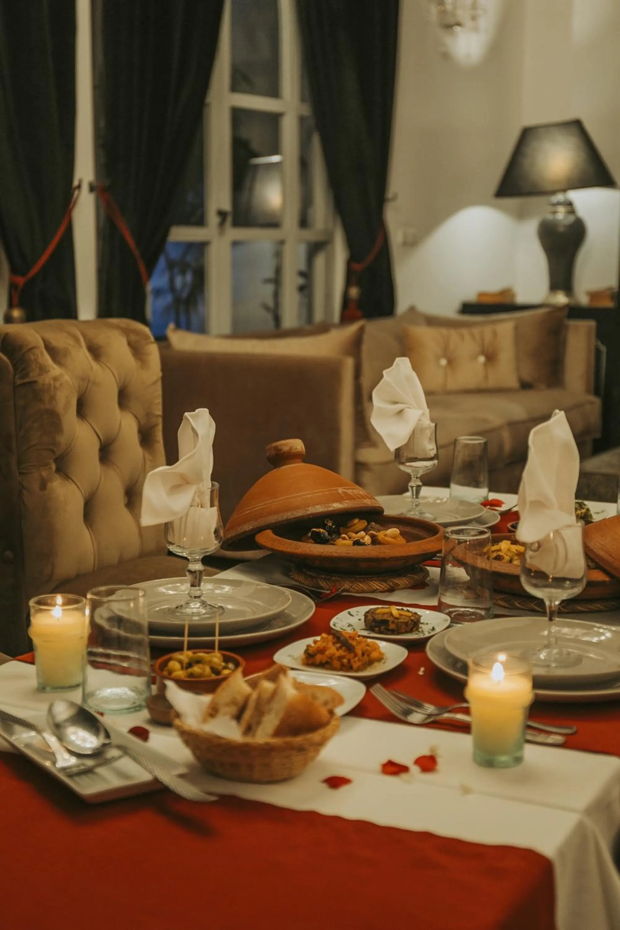 Restaurant/places to eat in Riad 64 Maison D'hôtes & Spa