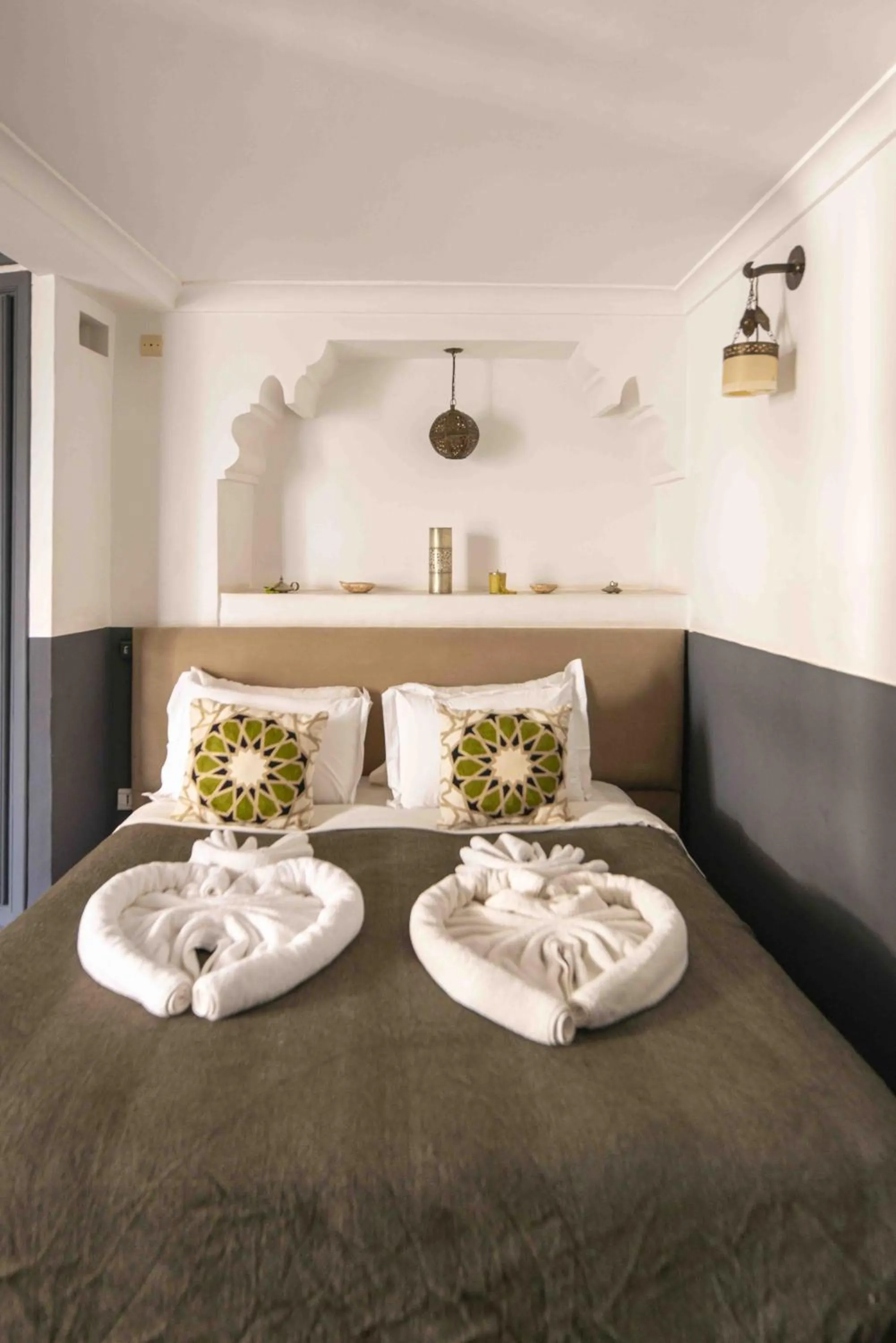 Bed in Riad 64 Maison D'hôtes & Spa