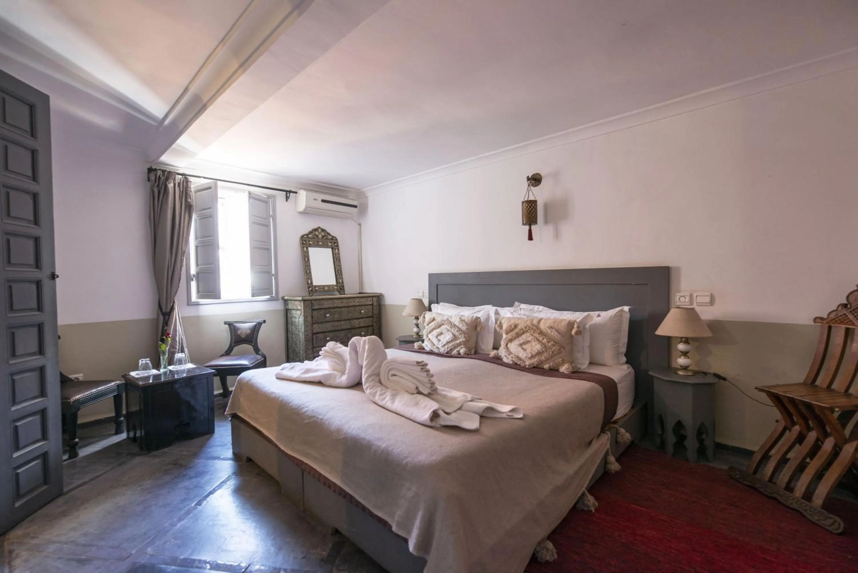 Bed in Riad 64 Maison D'hôtes & Spa