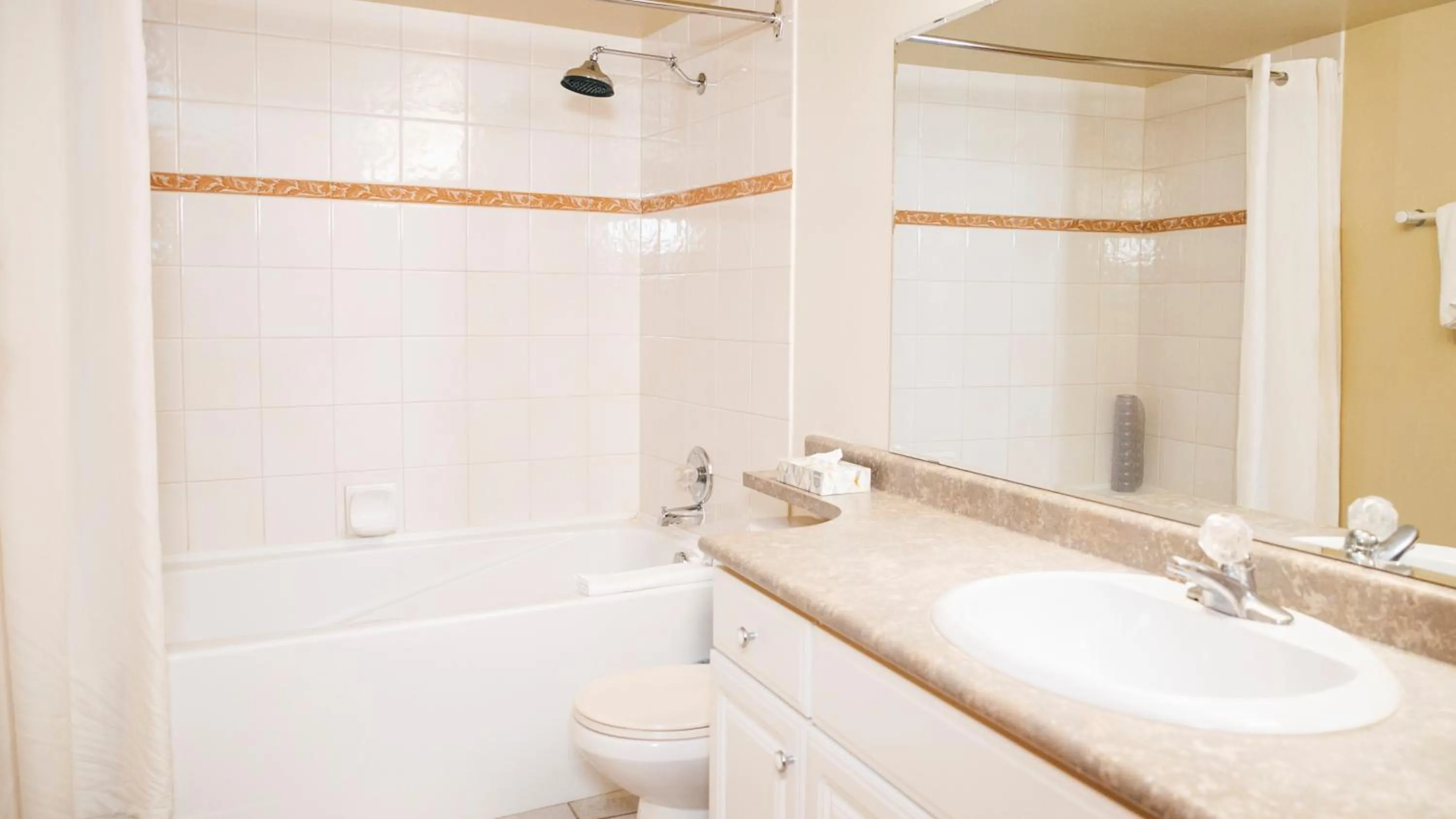 Shower in Carleton Lodge