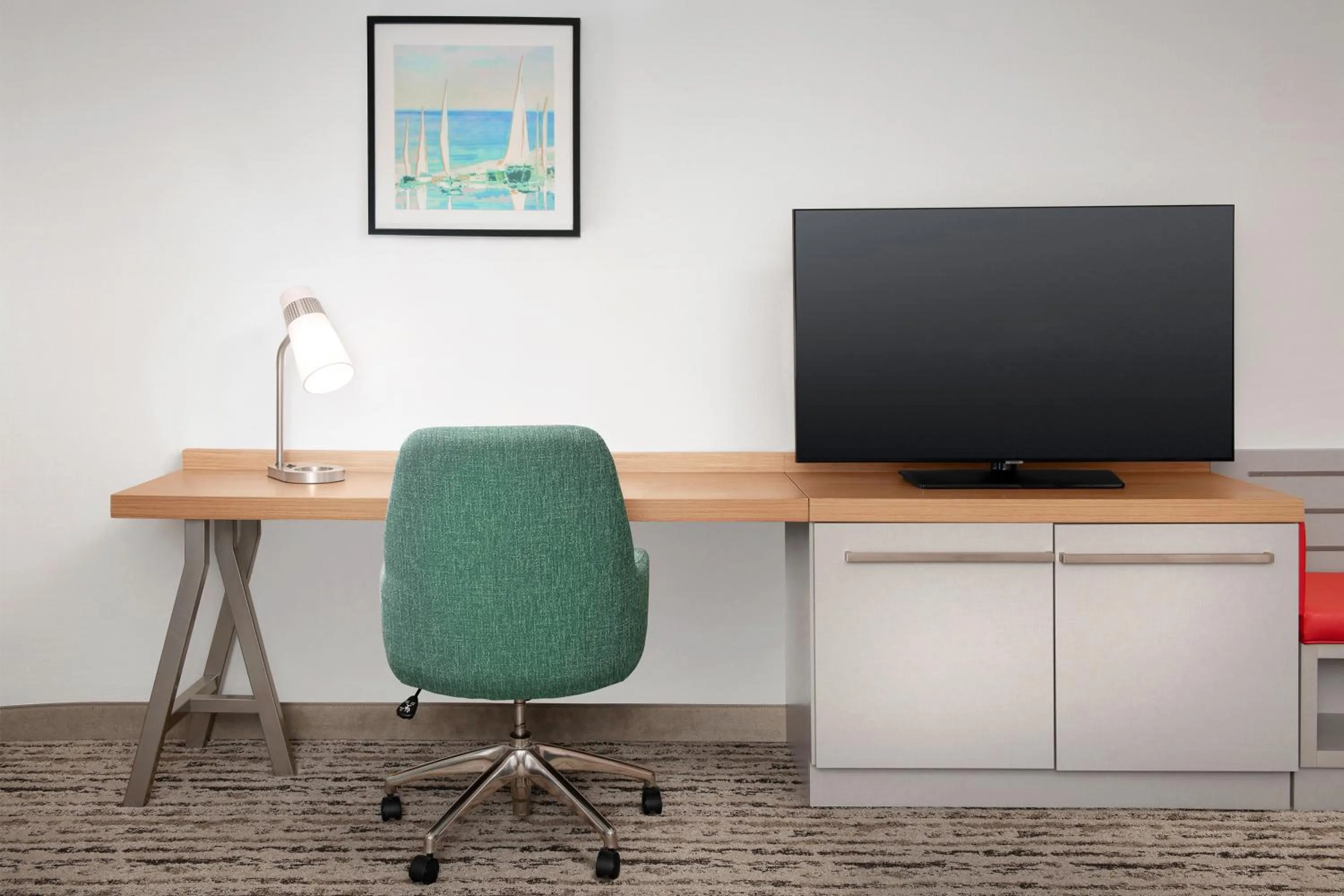 Photo of the whole room in Hilton Garden Inn Solomons