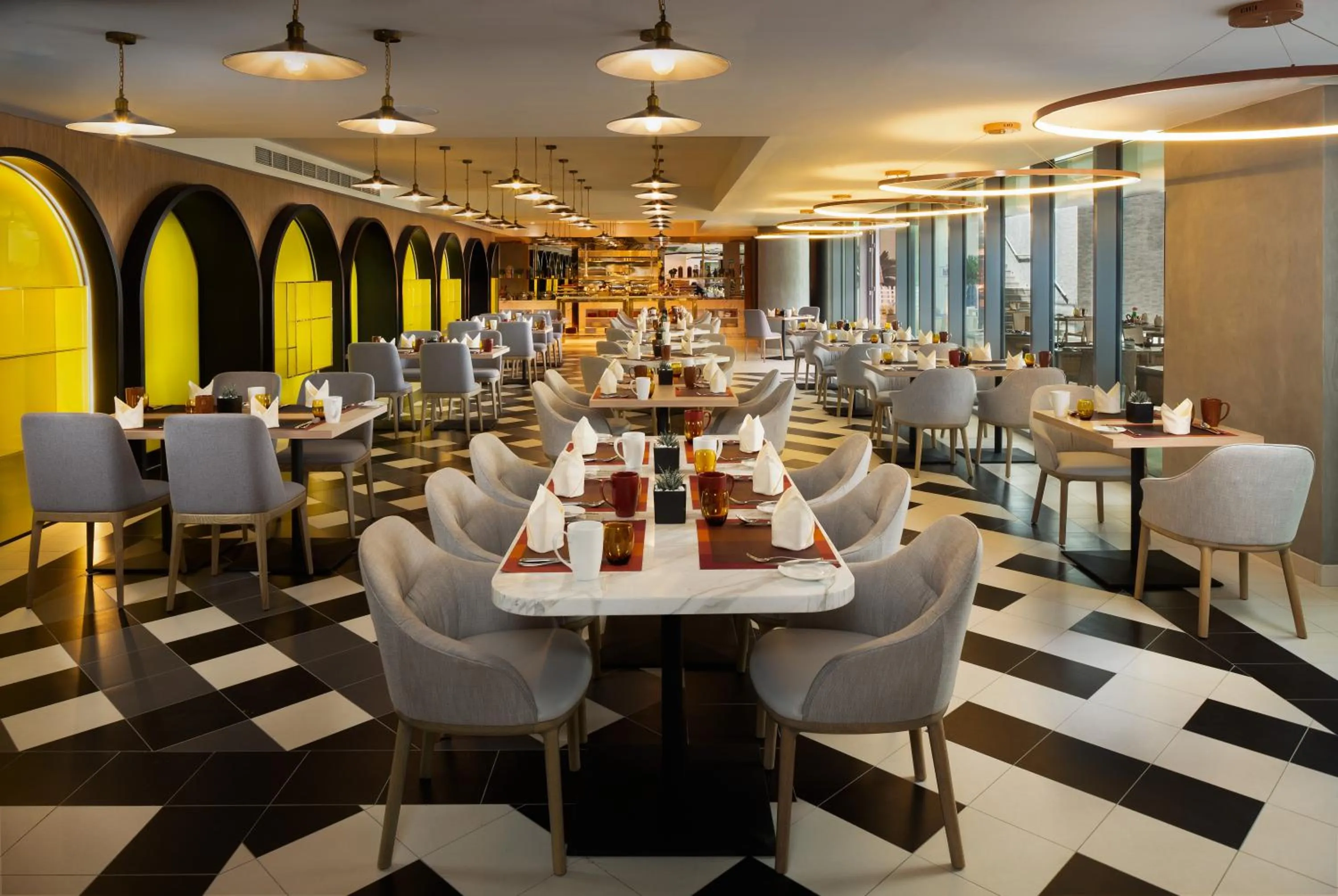 Restaurant/places to eat in Millennium Atria Business Bay