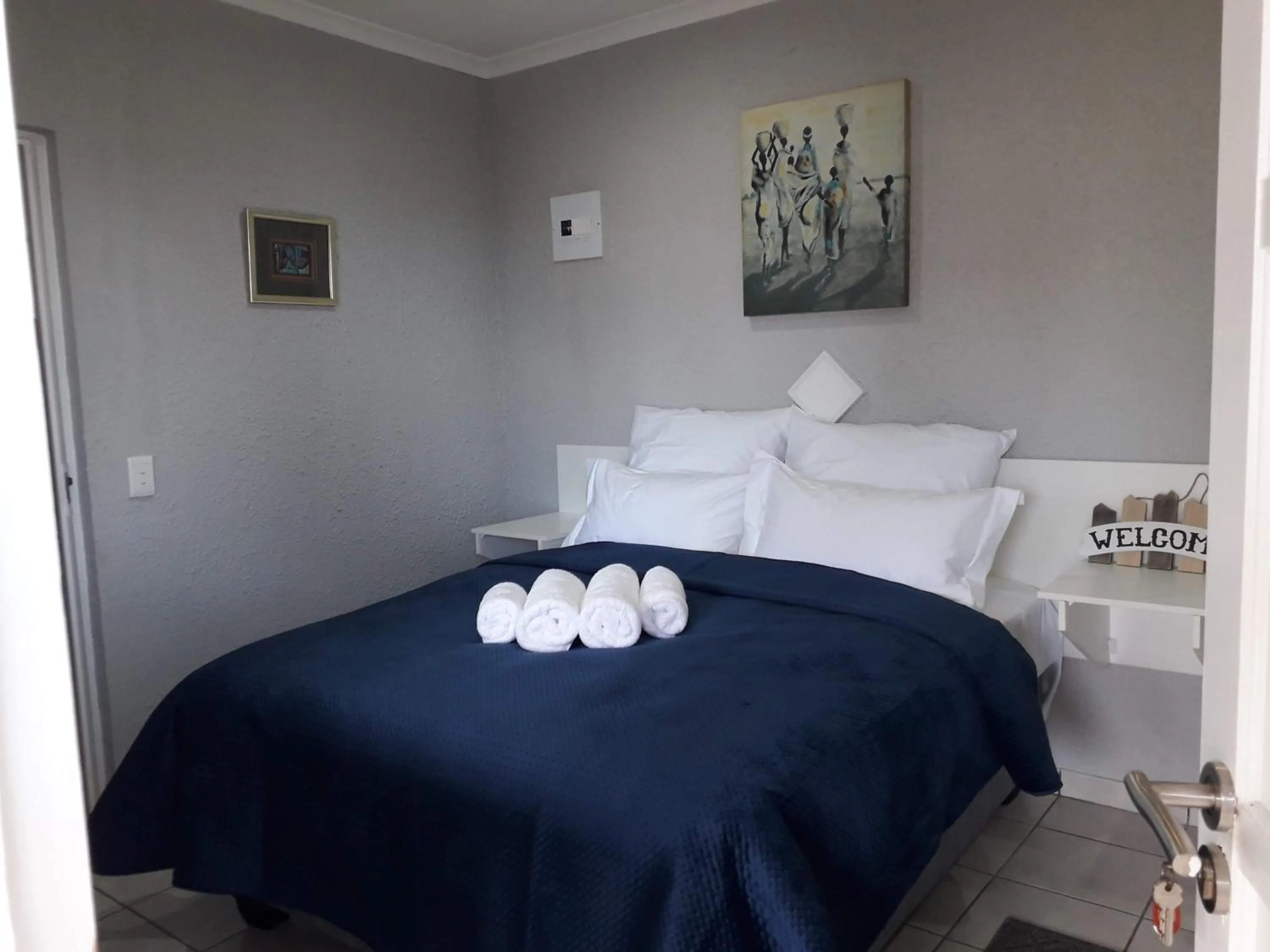 Bedroom in Song of the Whales