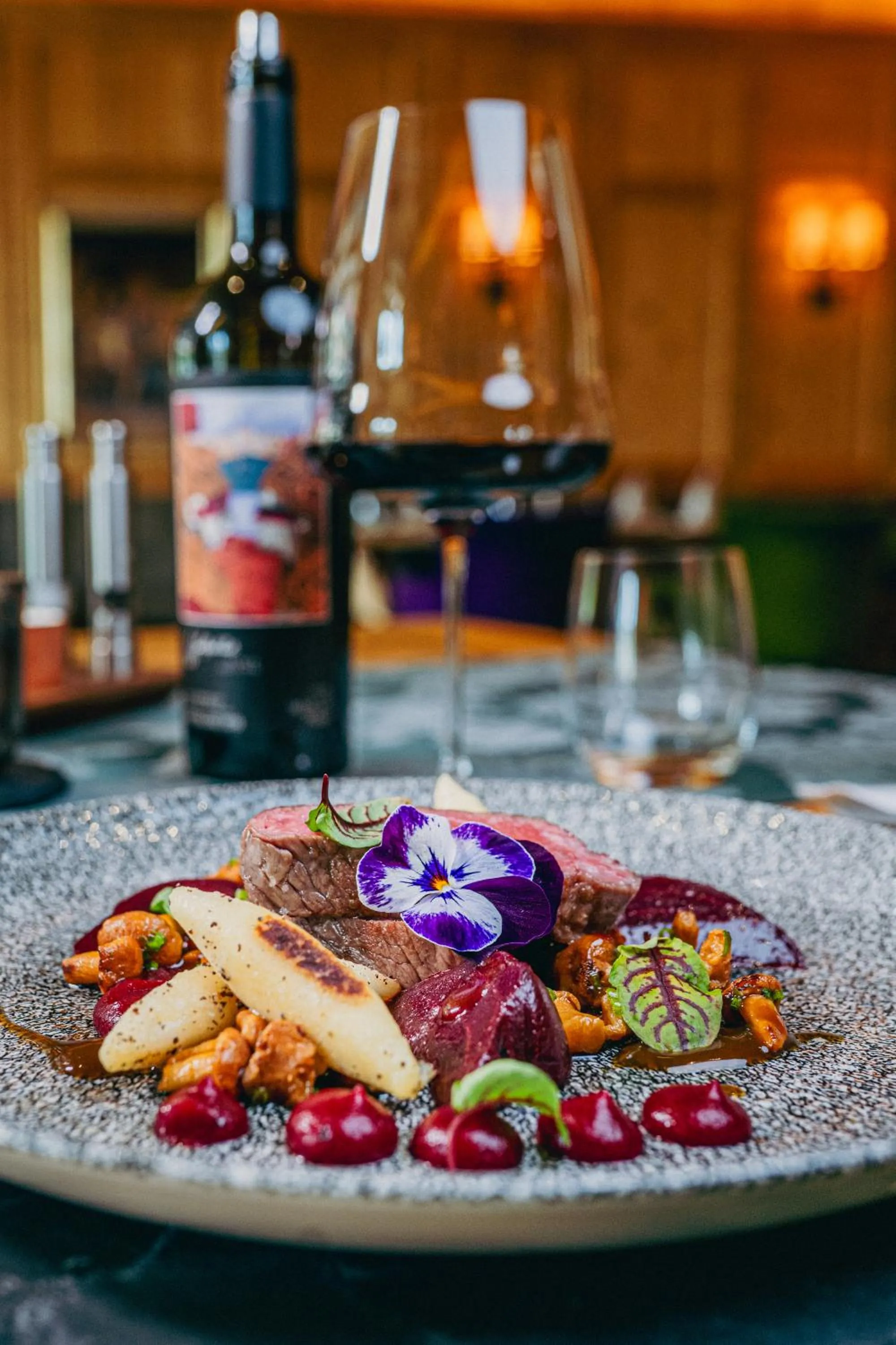 Food and drinks in Cocoon - Alpine Boutique Lodge