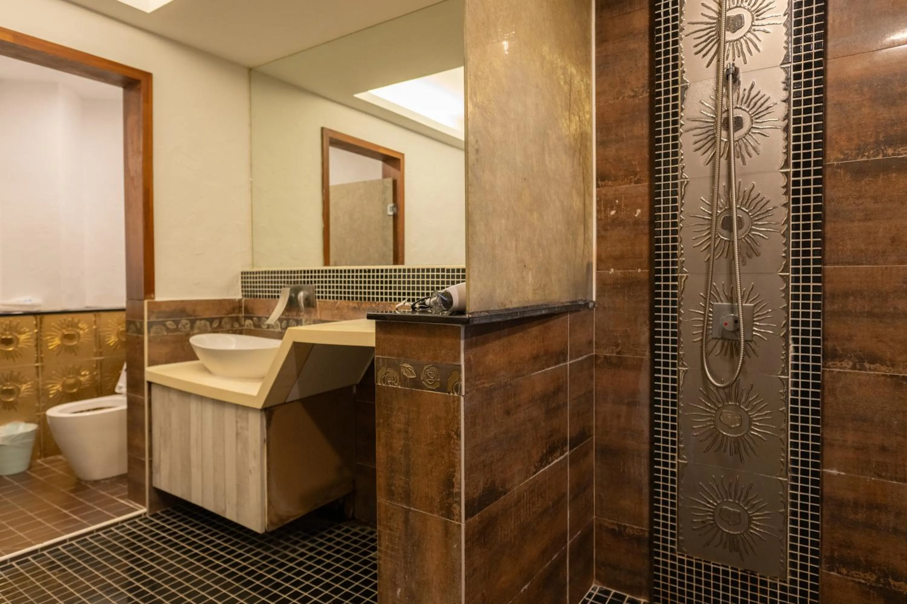 Bathroom in K-ONE Homestay