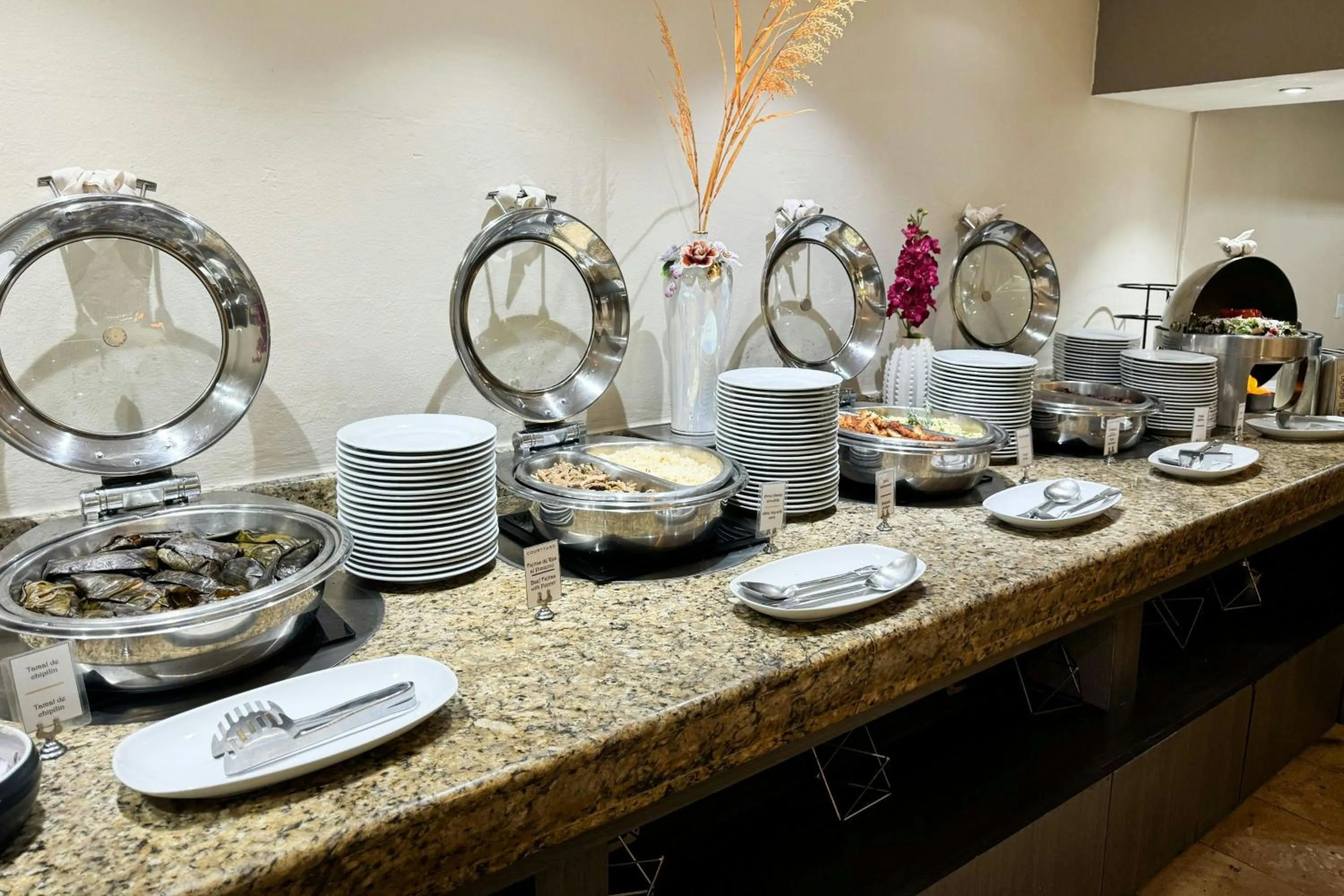 Breakfast in Courtyard by Marriott Villahermosa Tabasco