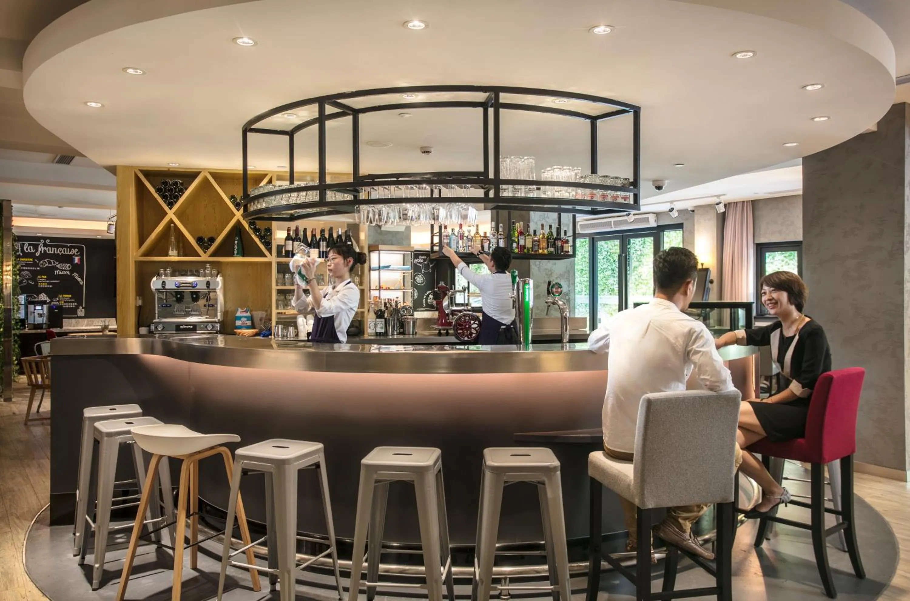 Lounge or bar in Campanile Shanghai Natural History Museum Hotel