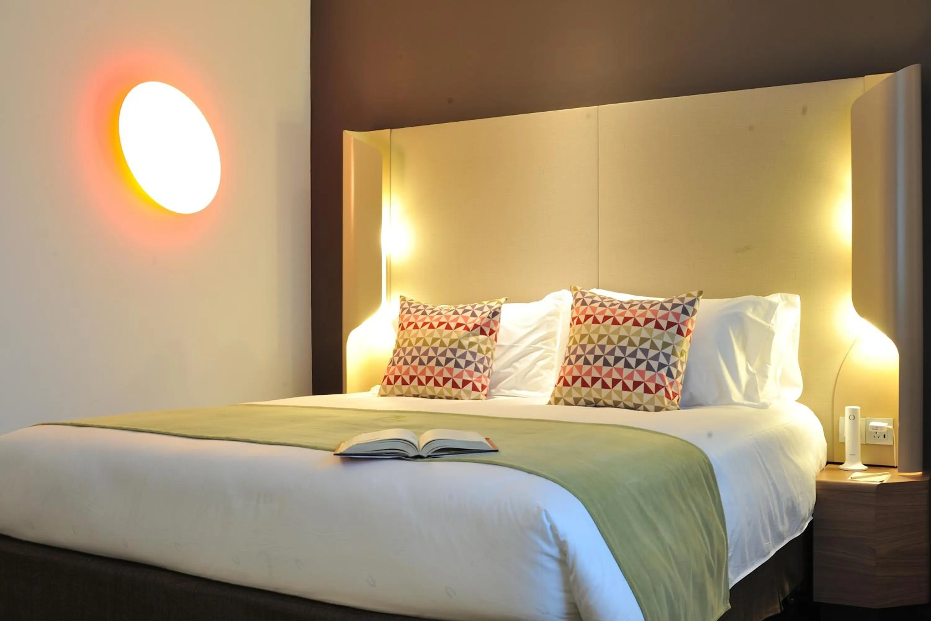 Bed in Campanile Shanghai Natural History Museum Hotel