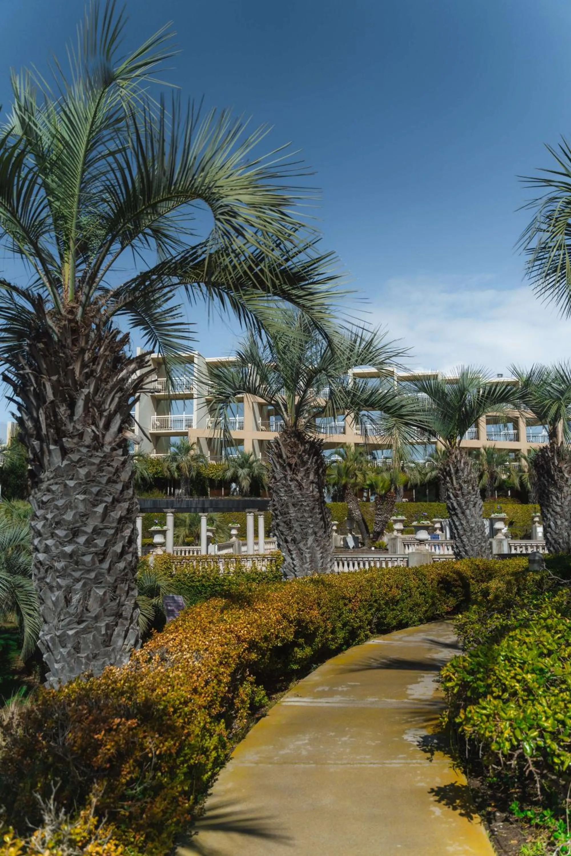 Property building in Hilton La Jolla Torrey Pines