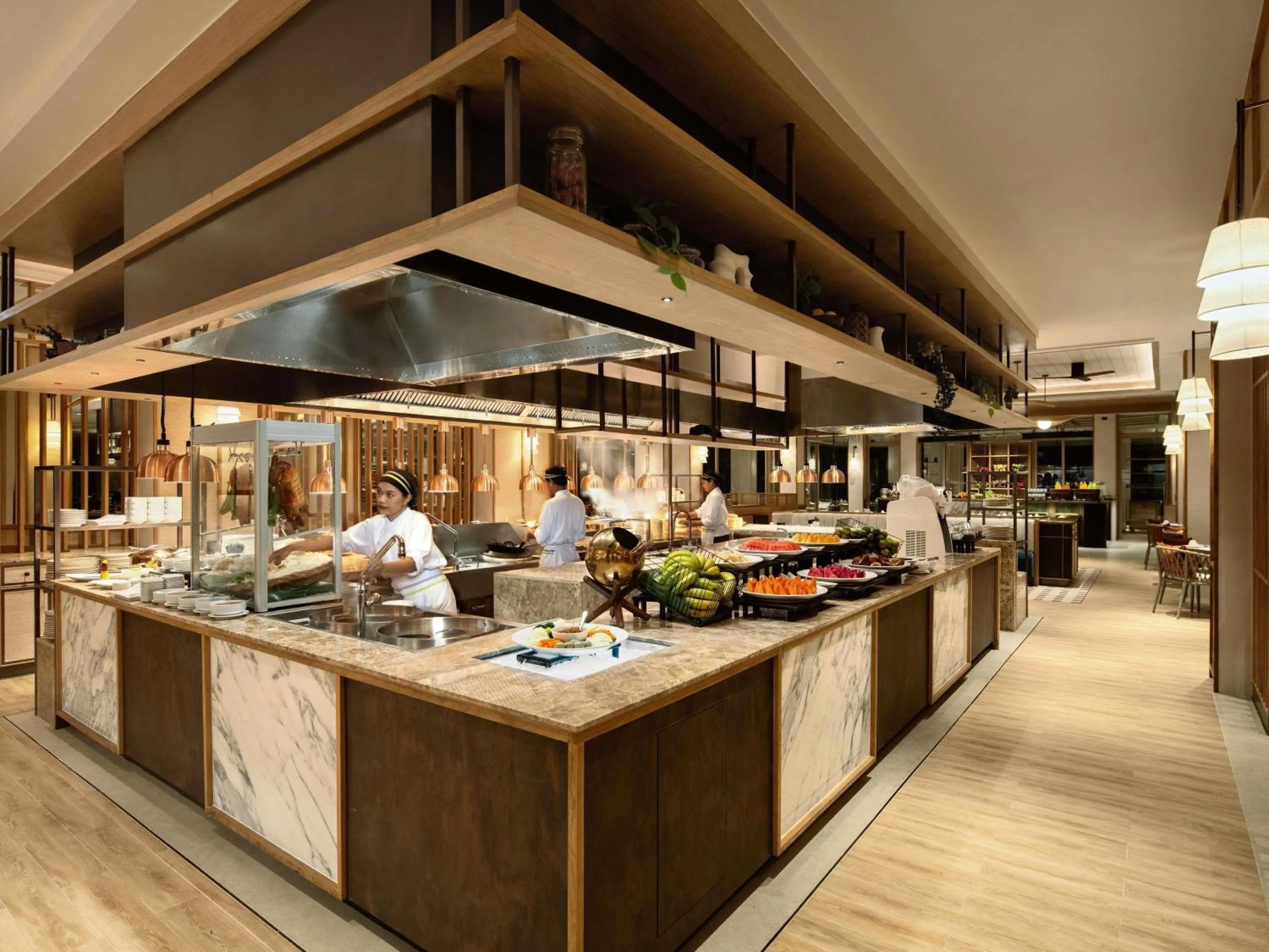 Restaurant/places to eat in Pullman Phuket Arcadia Naithon Beach