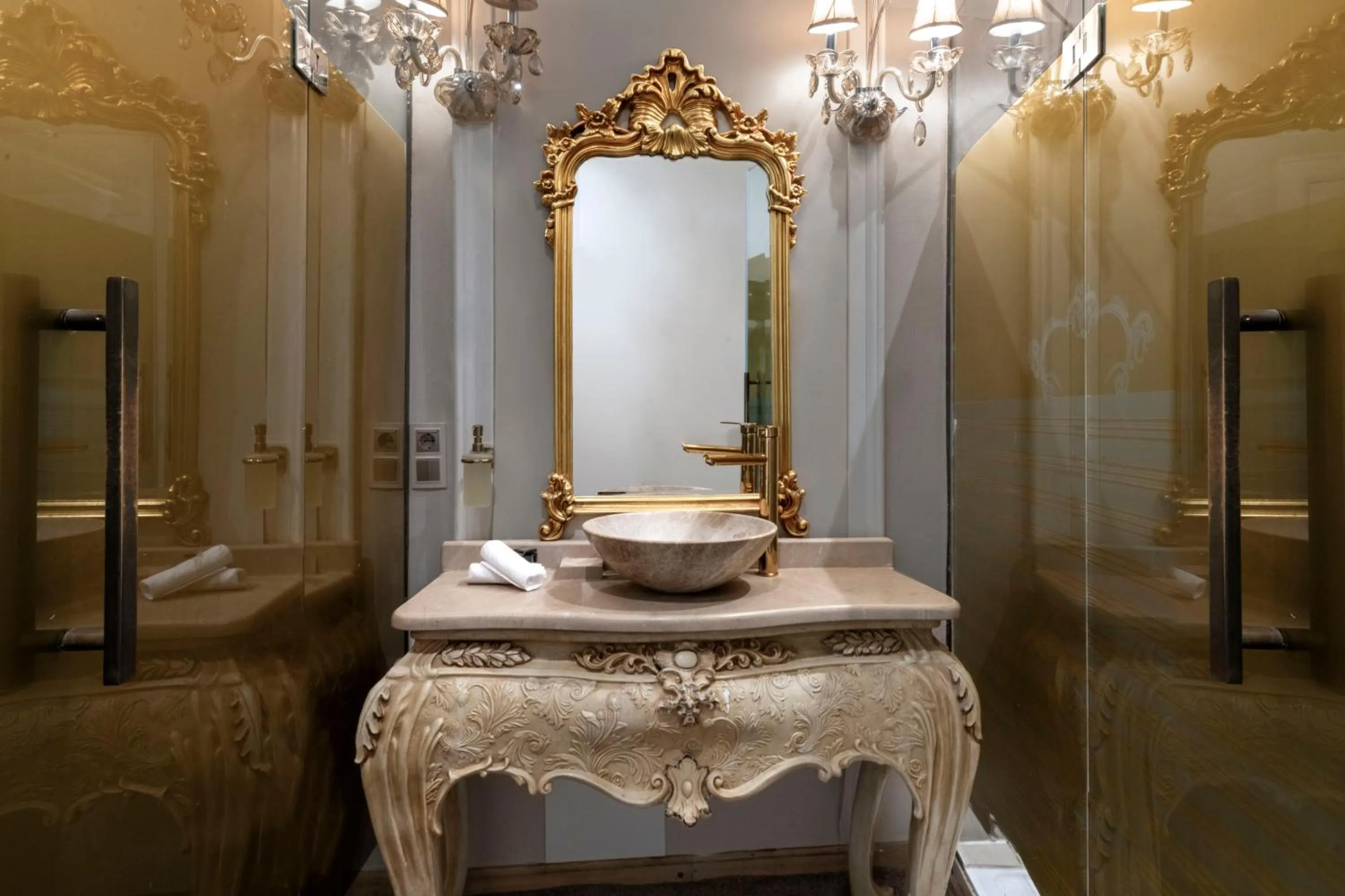 Bathroom in Elegance East Hotel