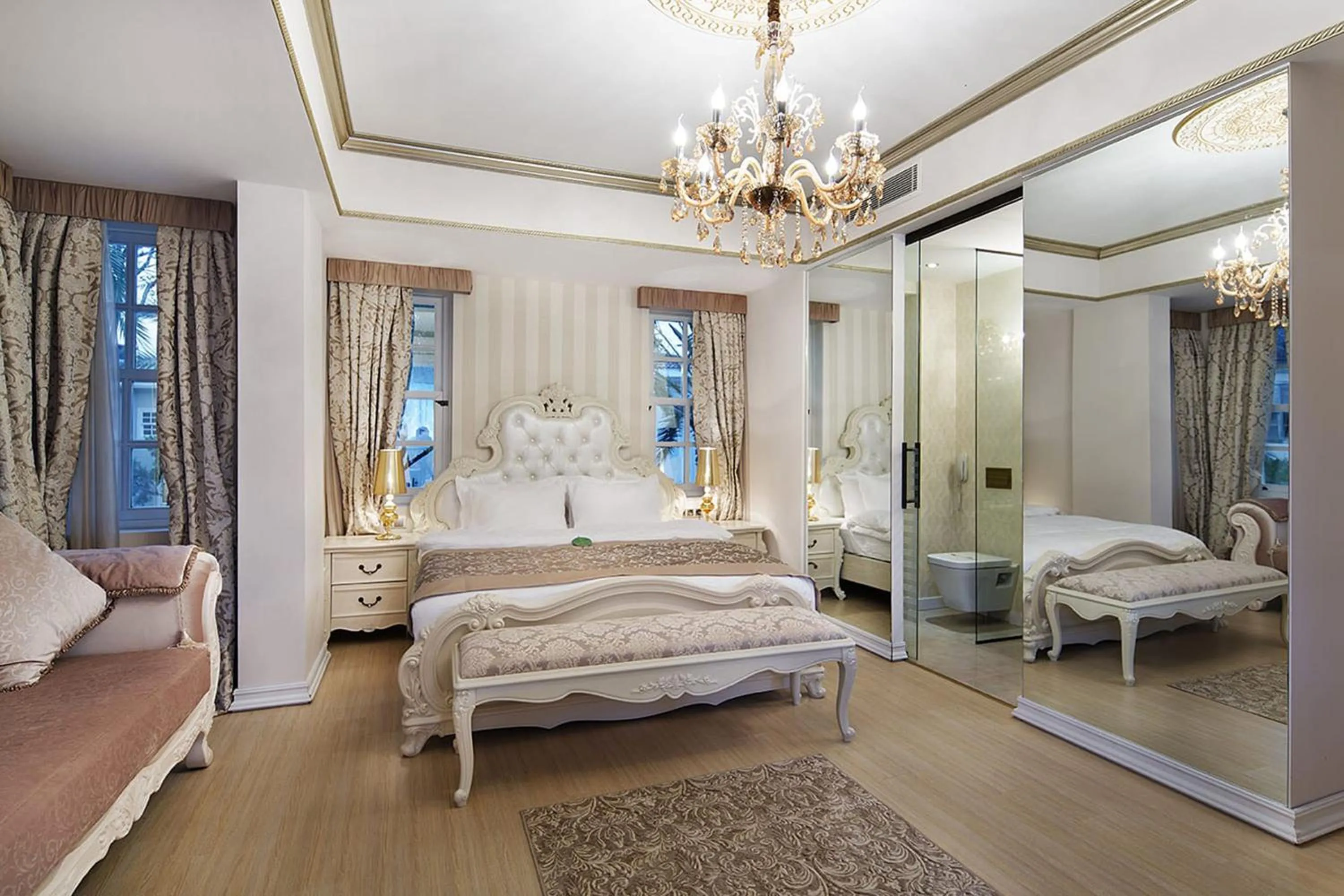 Bed in Elegance East Hotel