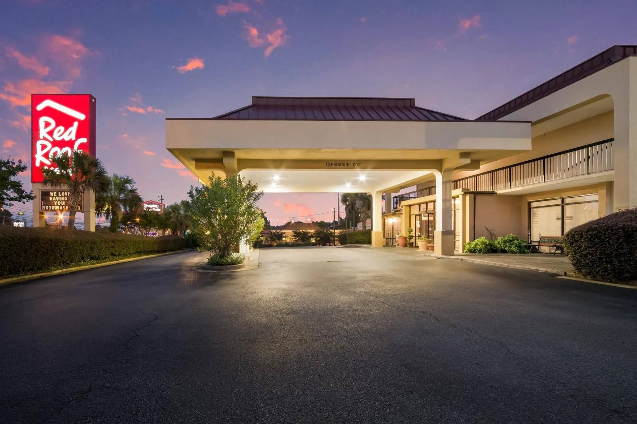 Property building in Red Roof Inn Augusta – Washington Road