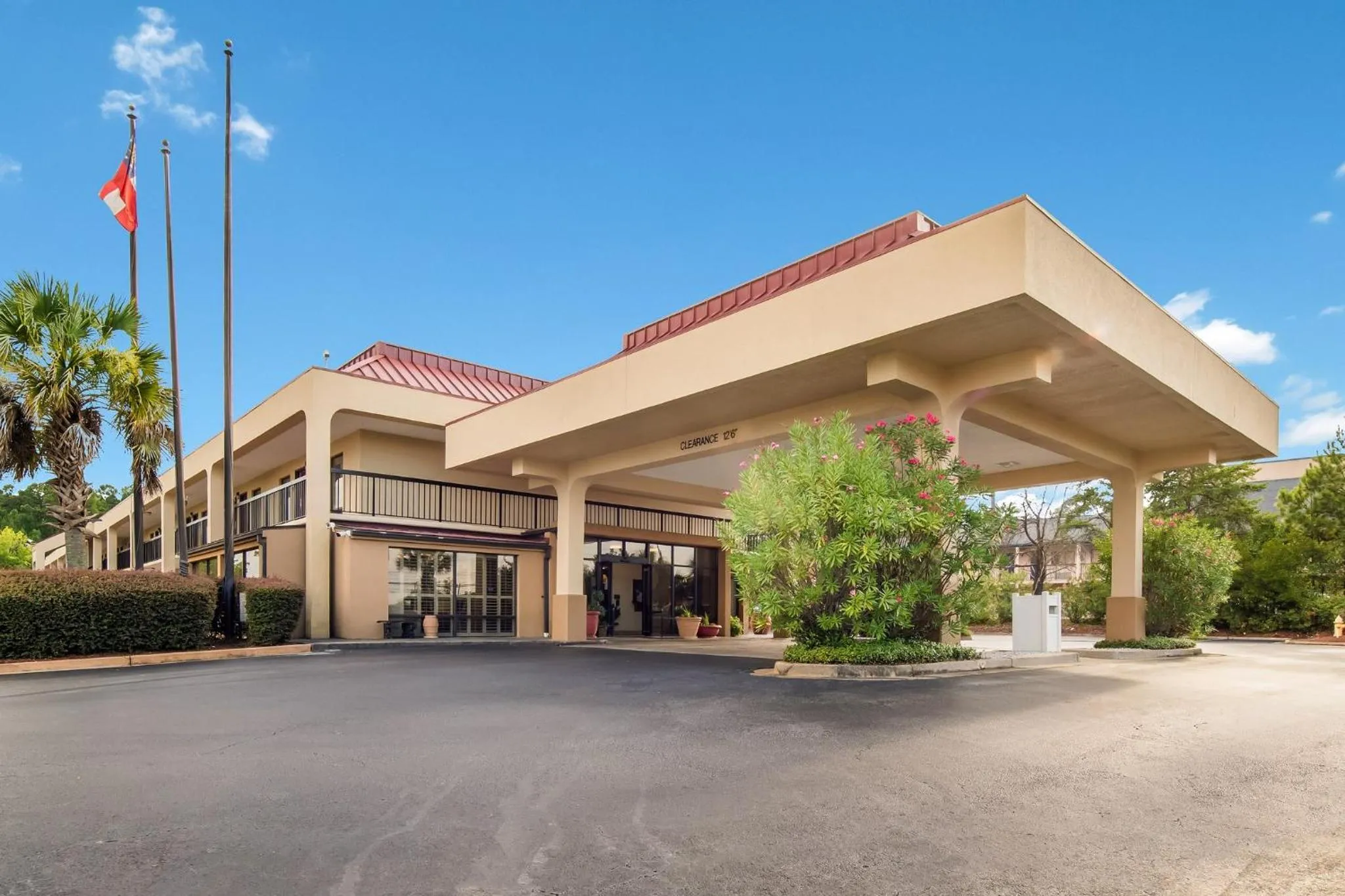 Property building in Red Roof Inn Augusta – Washington Road