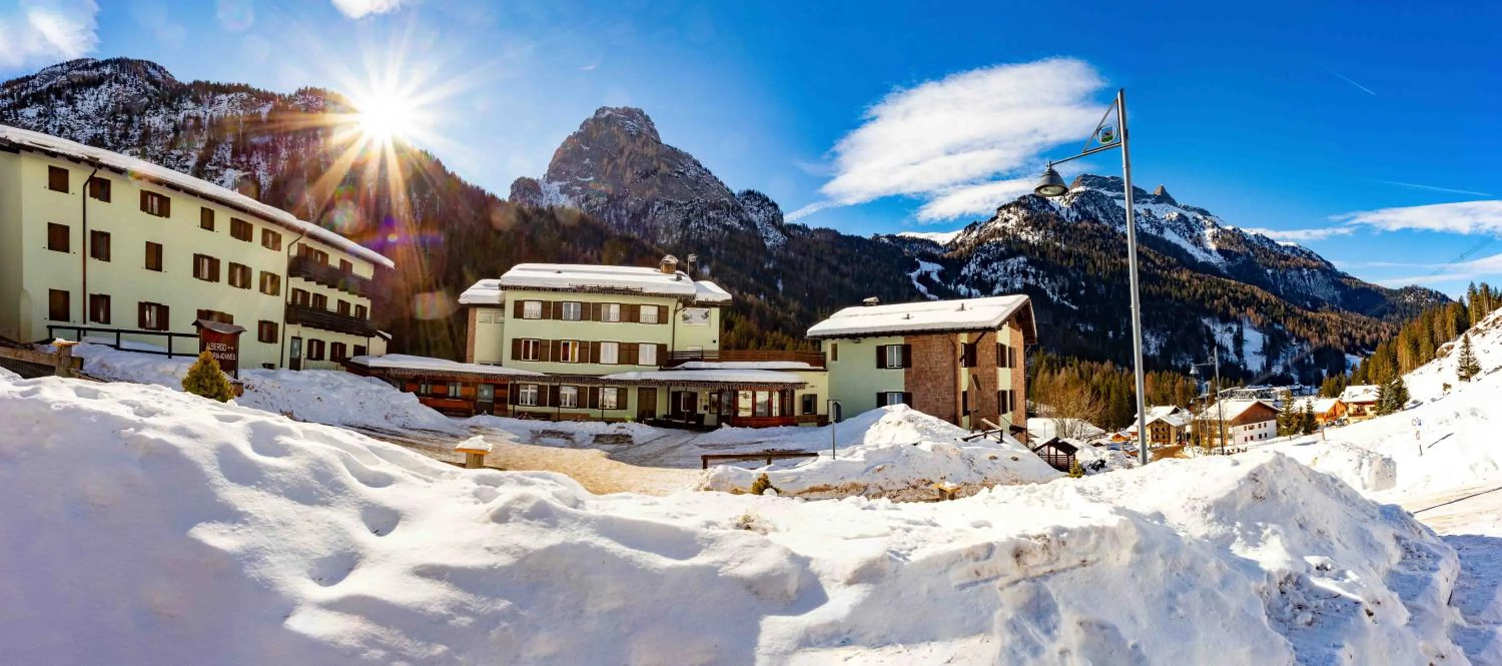 Property building in Santa Maria ad Nives