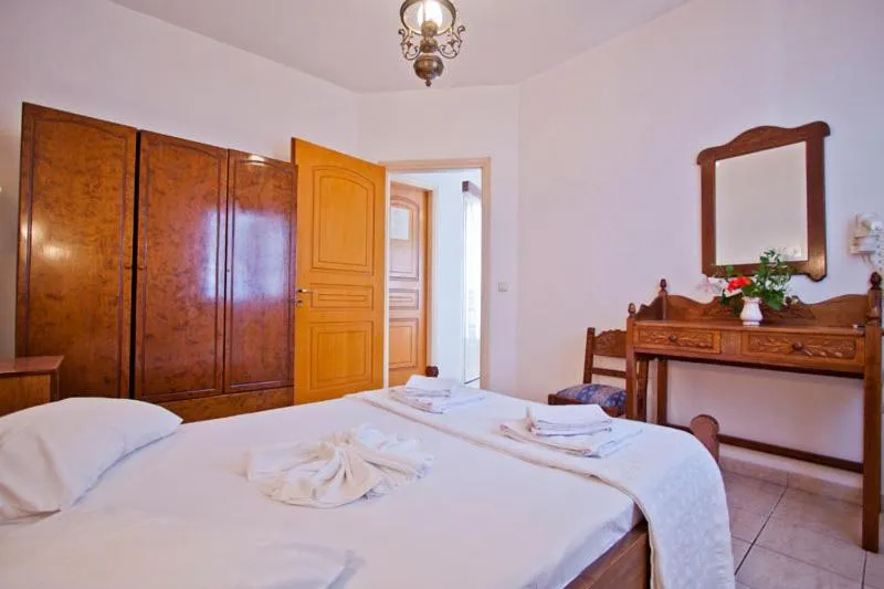 Photo of the whole room, Bed in Hotel Landeris