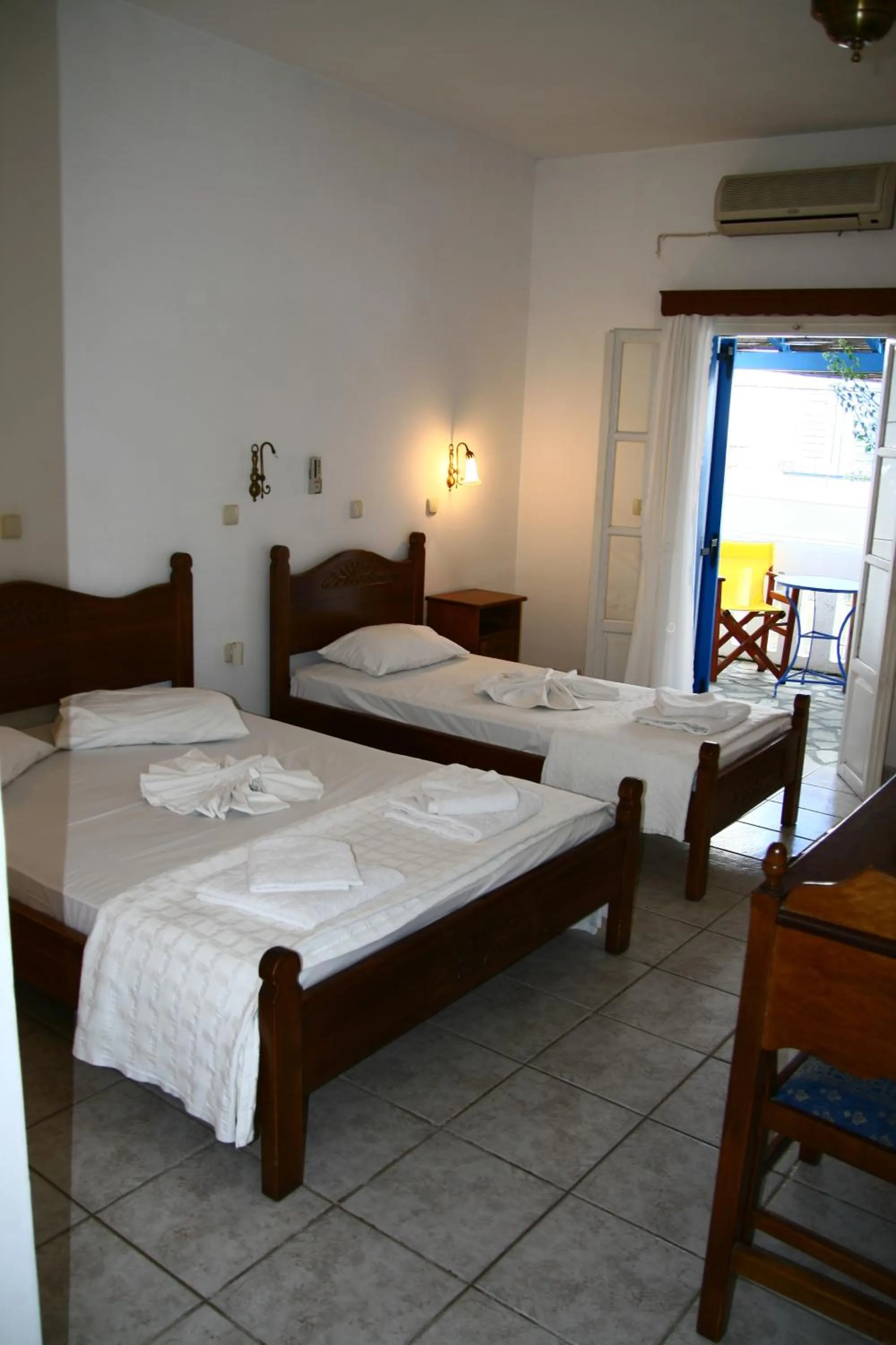 Day, Bed in Hotel Landeris