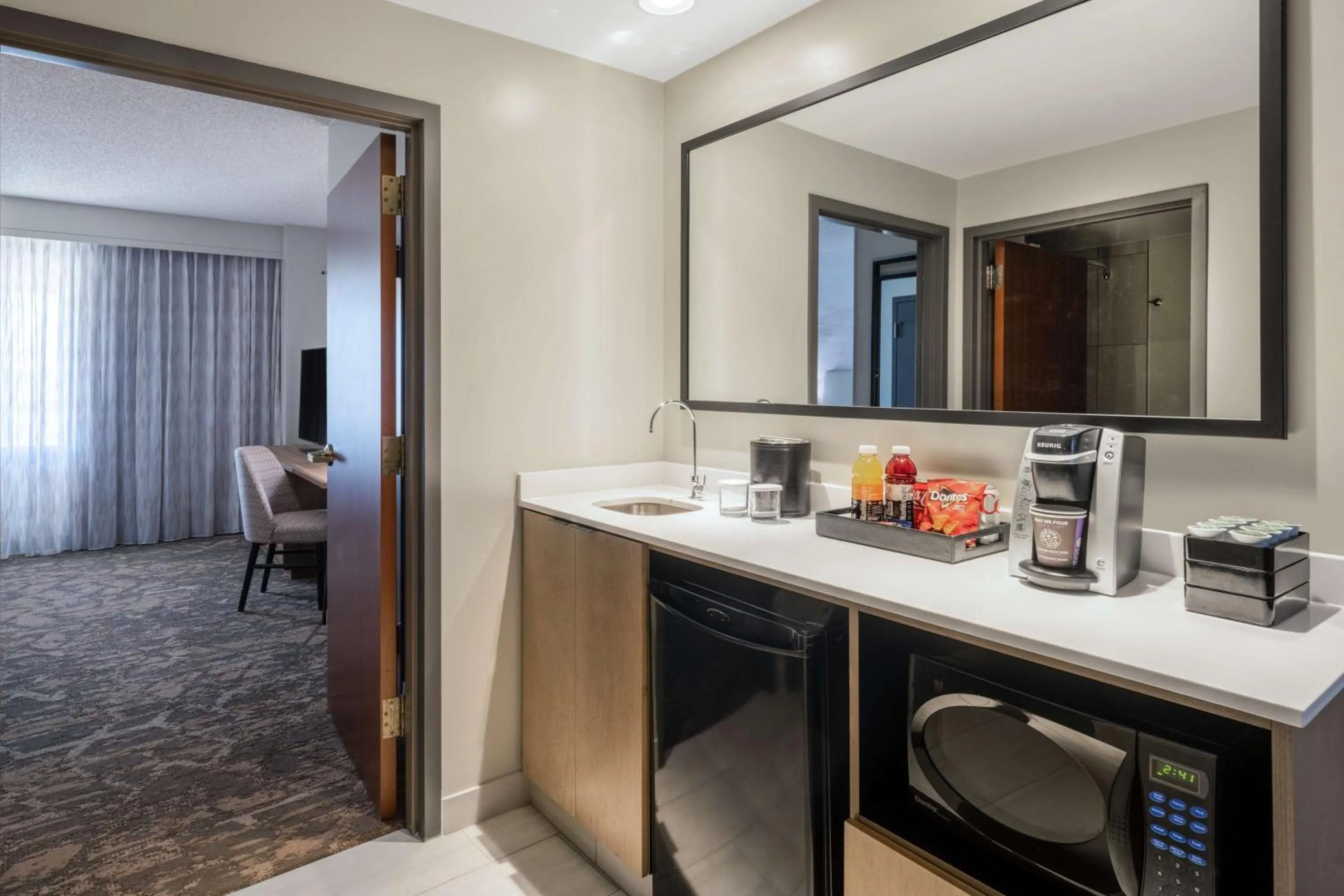 Photo of the whole room in Embassy Suites by Hilton Albuquerque