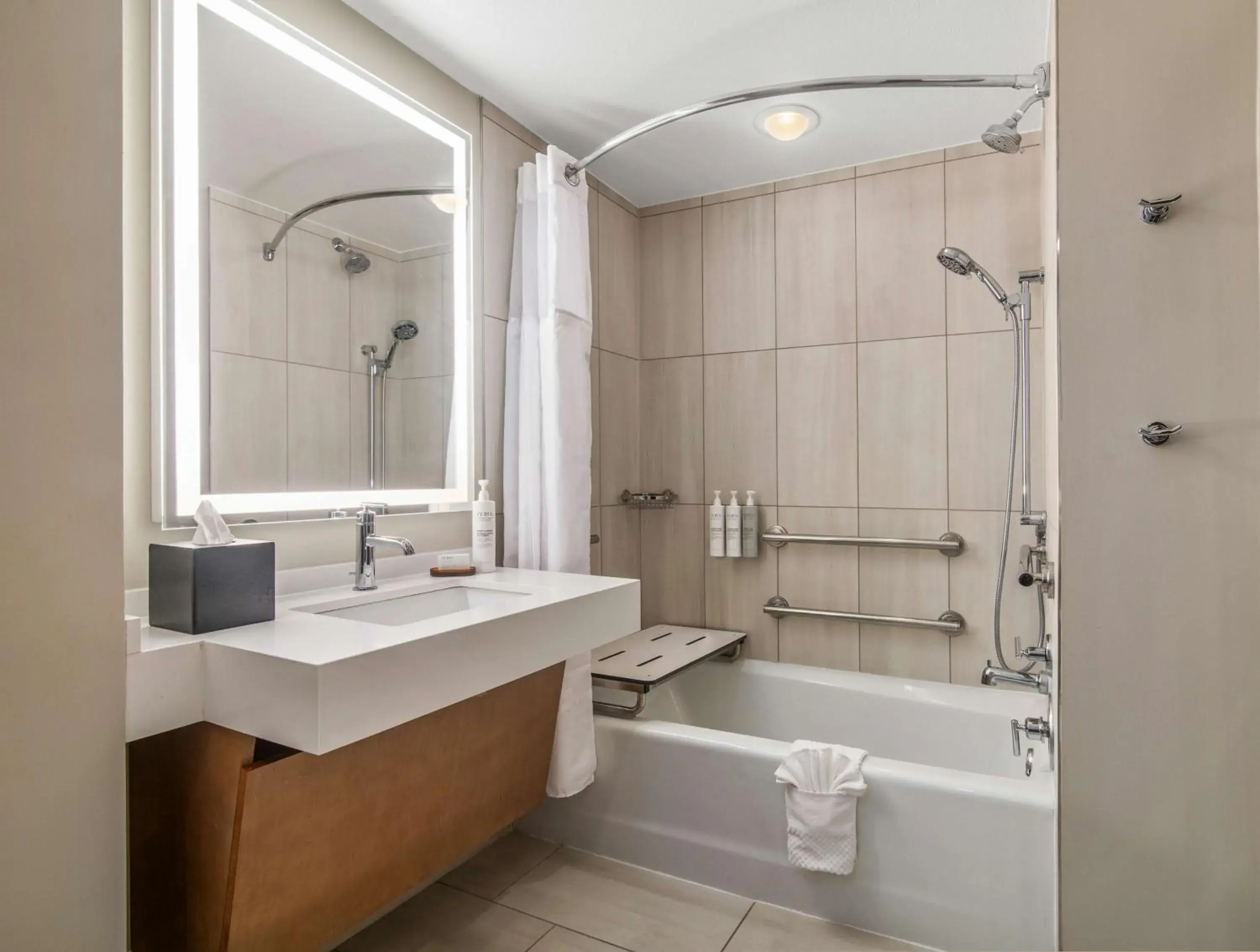 King Suite with Tub - Mobility/Hearing Accessible/Non-Smoking in Embassy Suites by Hilton Albuquerque King Suite with Tub - Mobility/Hearing Accessible/Non-Smoking in Embassy Suites by Hilton Albuquerque