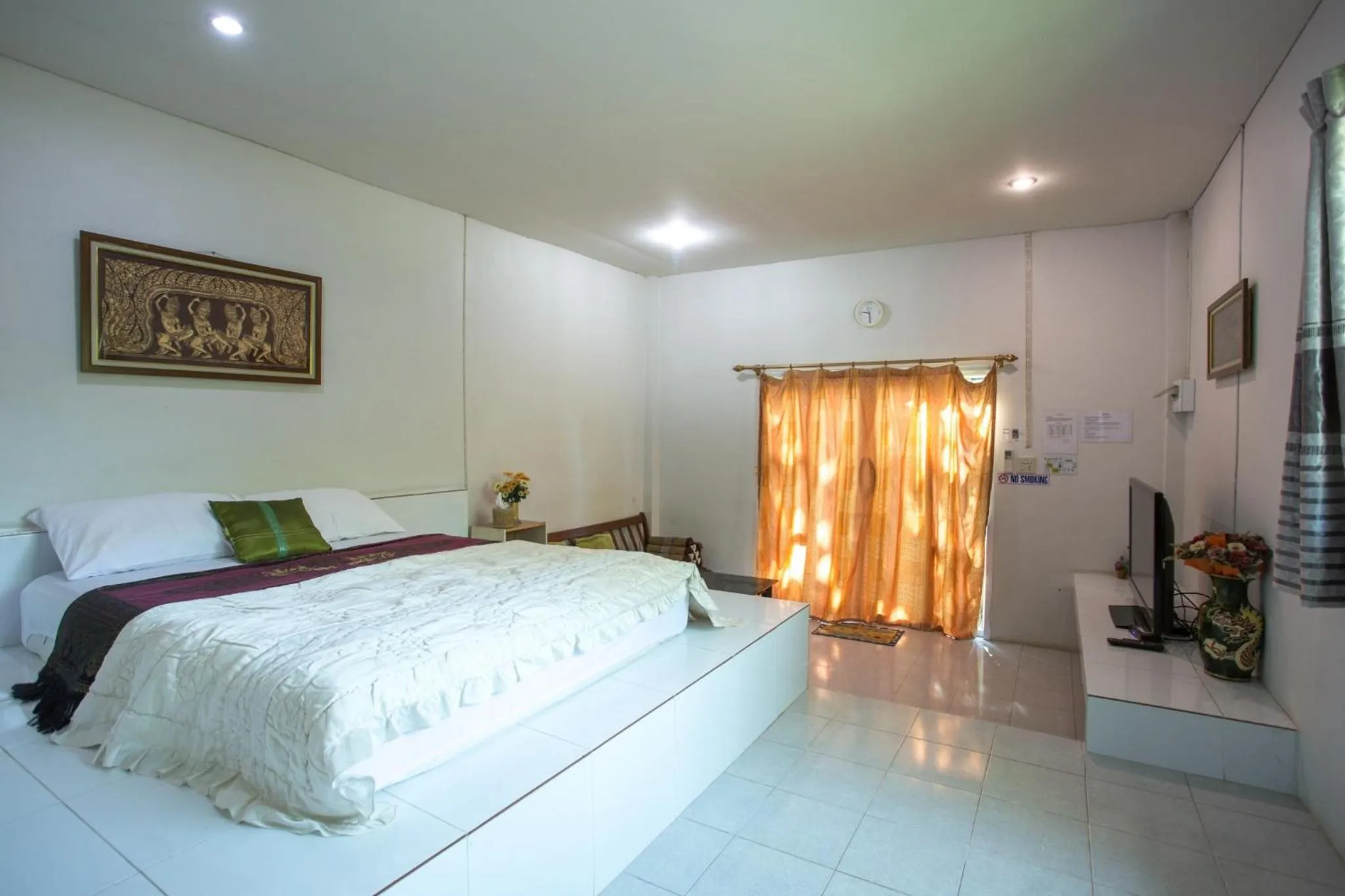 Bedroom, Bed in Greenhouse resort