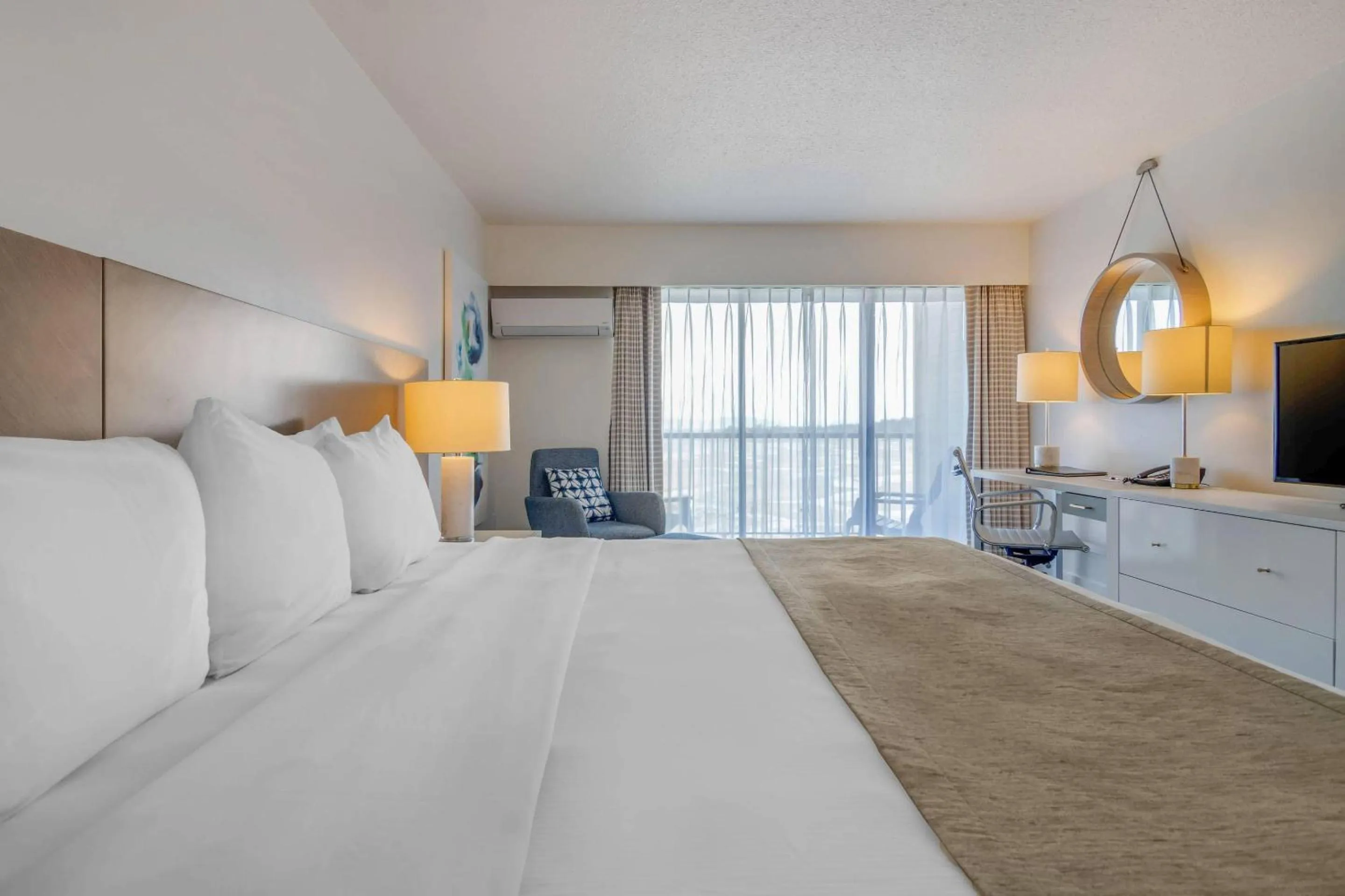 Bedroom, Bed in Bayside Resort, an Ascend Collection Resort