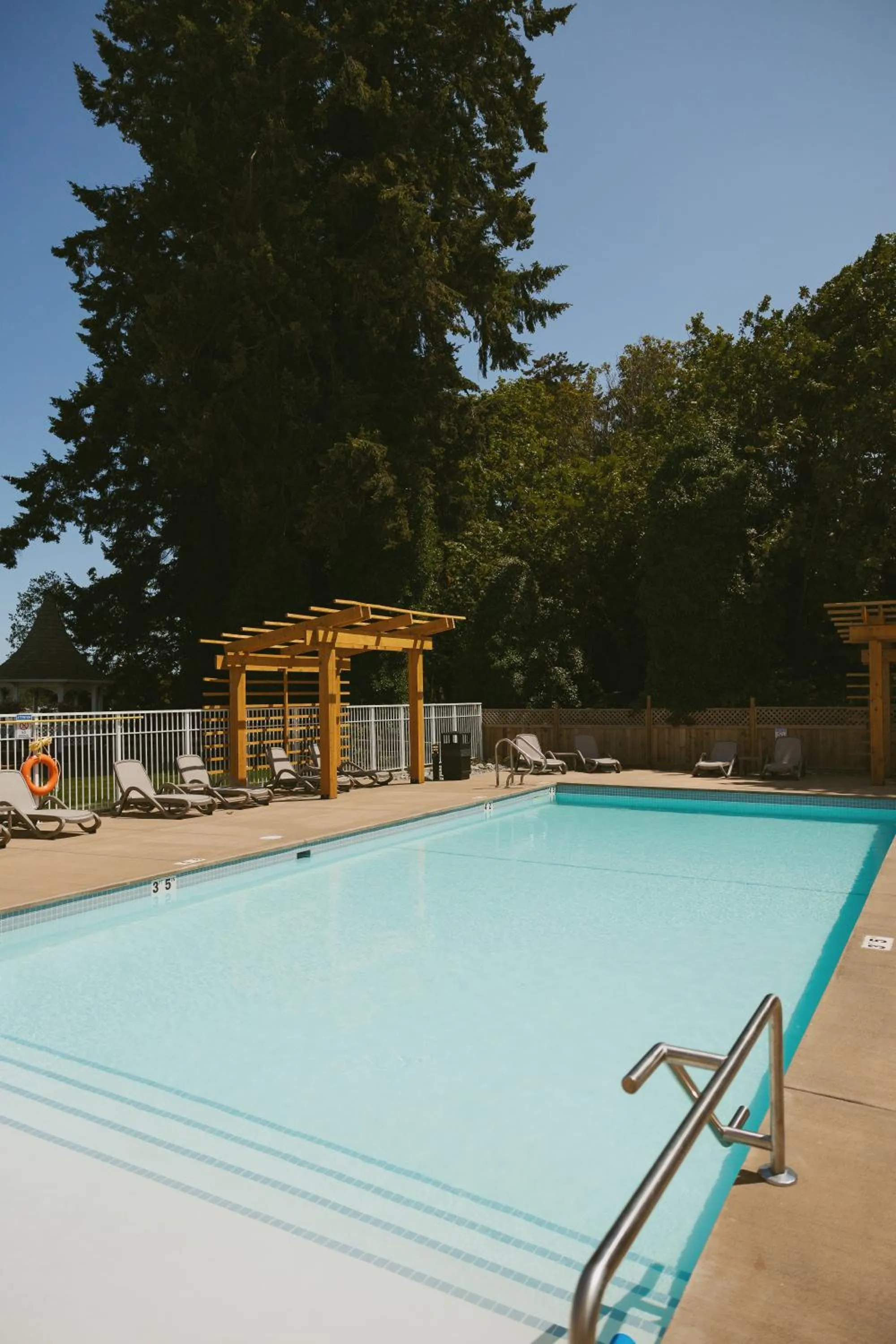 Swimming pool in Bayside Resort, an Ascend Collection Resort