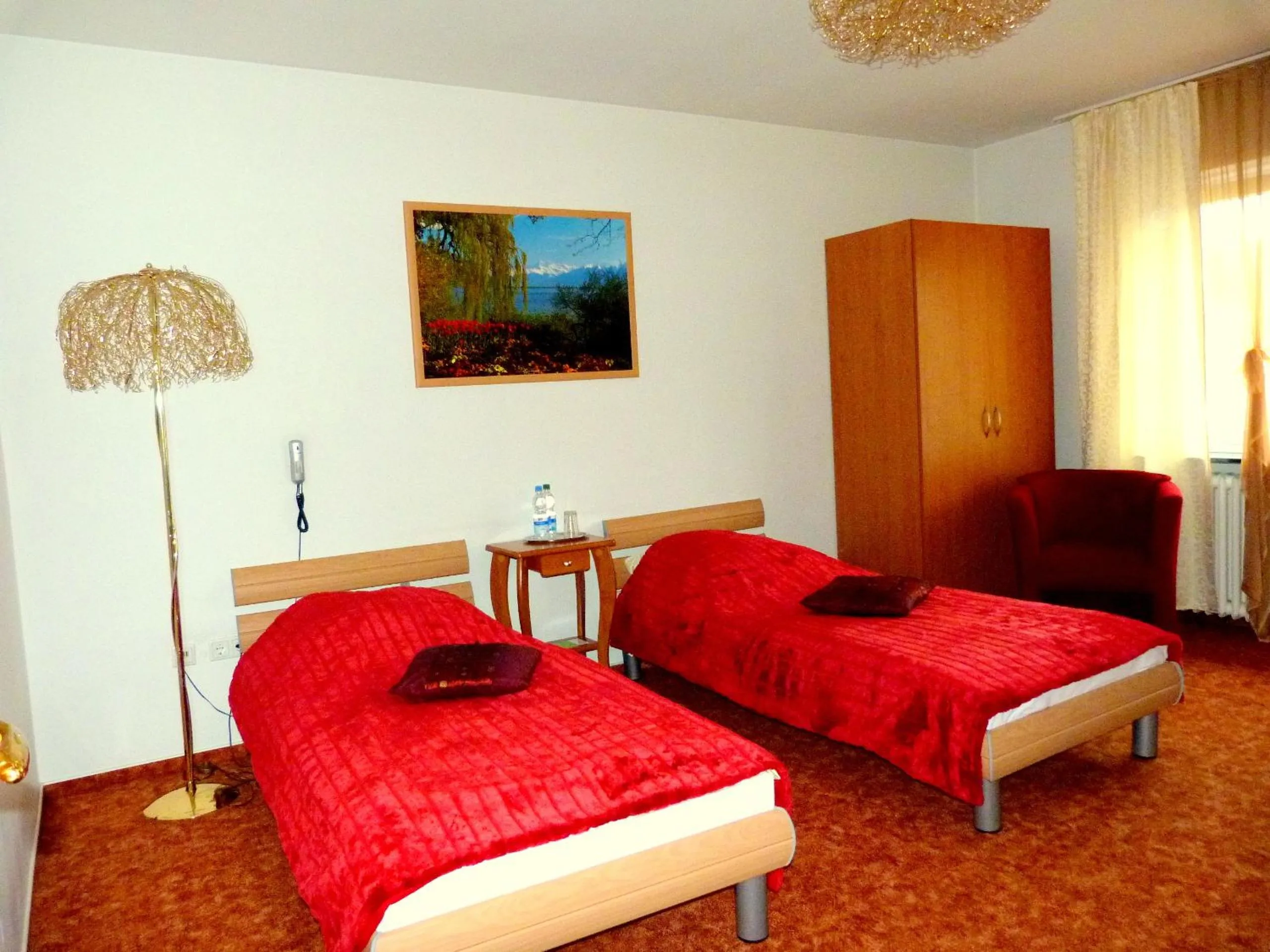 Photo of the whole room in Hotel Krone