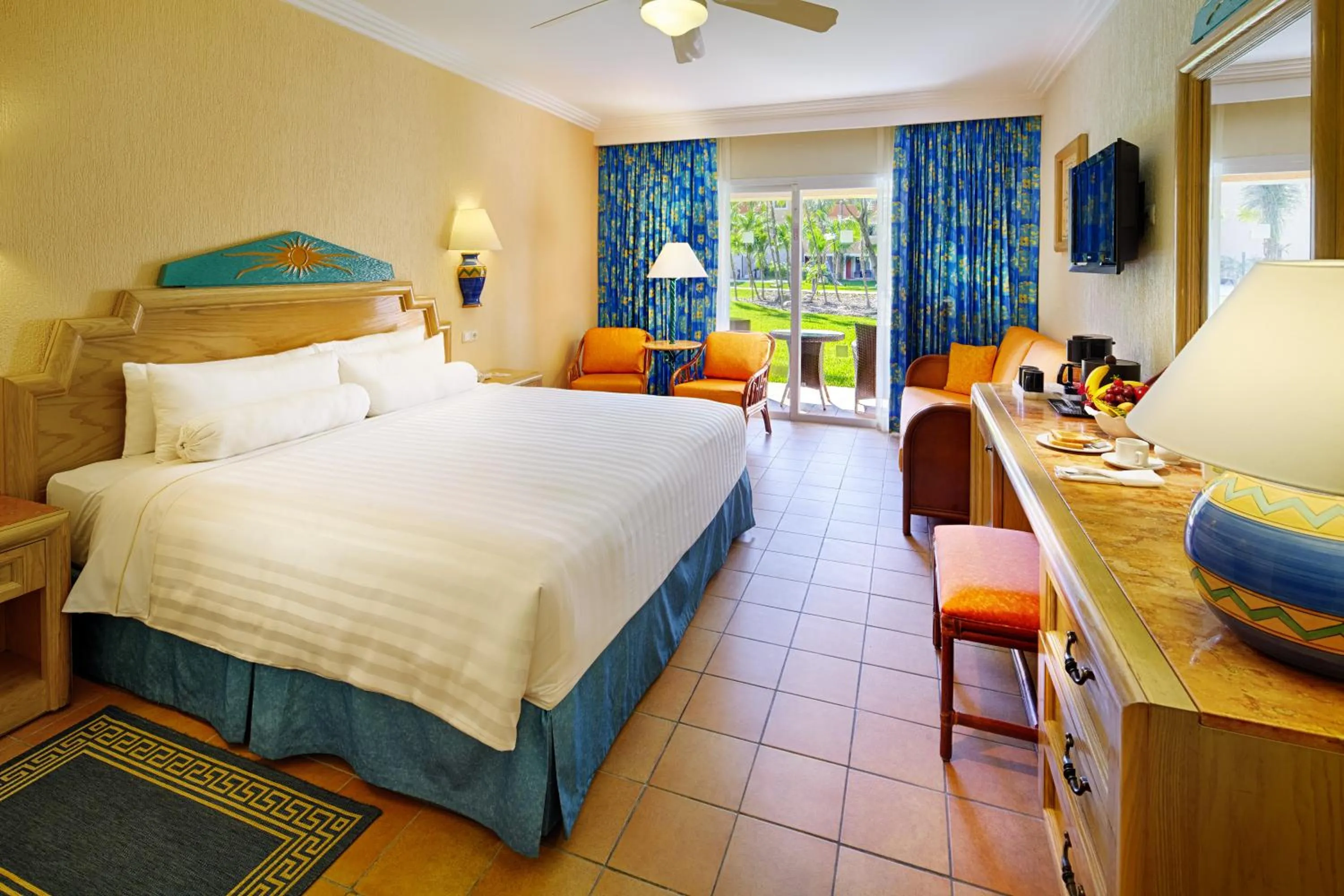 Photo of the whole room, Bed in Barceló Maya Caribe - All Inclusive