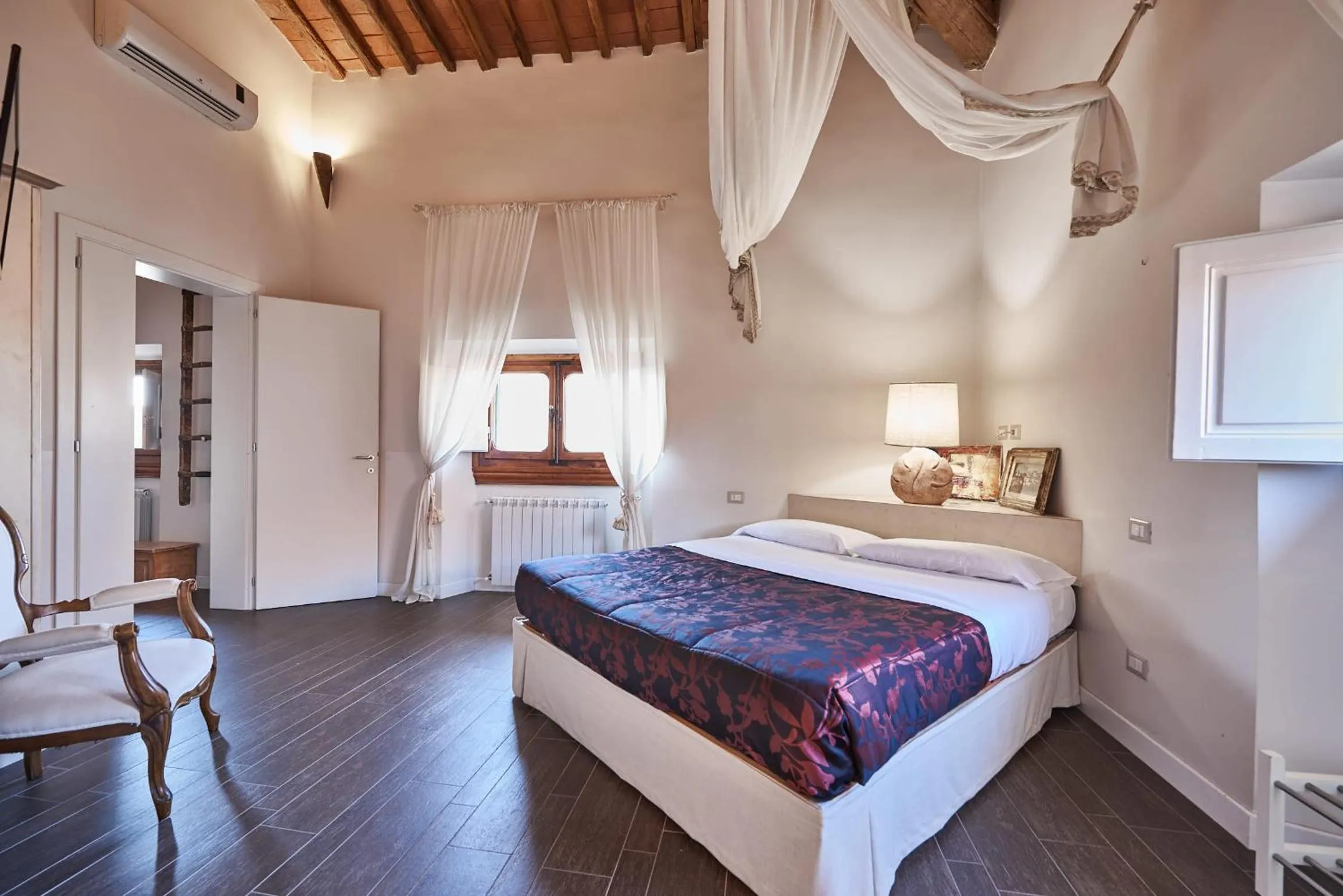 Photo of the whole room, Bed in B&B Le Stanze del Duomo