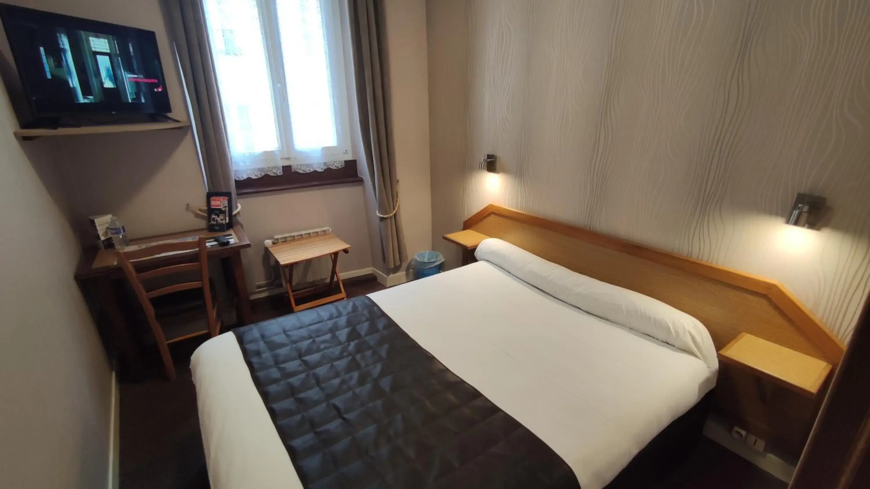 Double Room - single occupancy in Hotel Angleterre Double Room - single occupancy in Hotel Angleterre