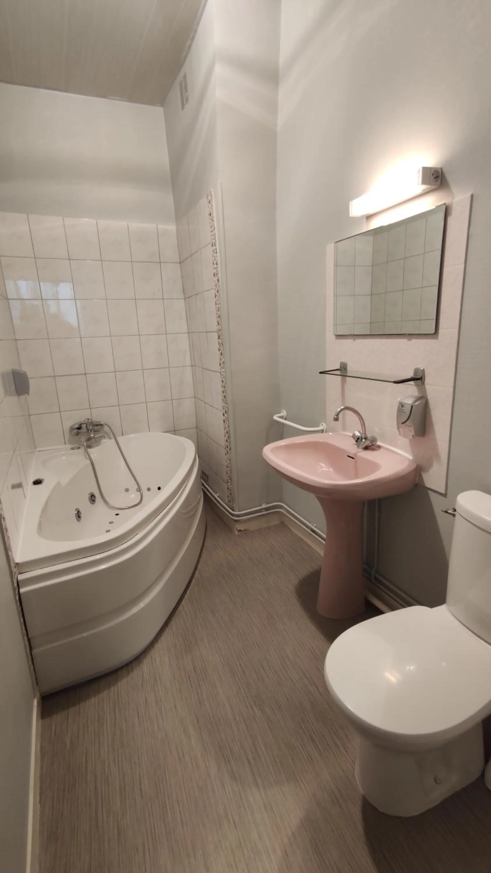 Bathroom in Hotel Angleterre