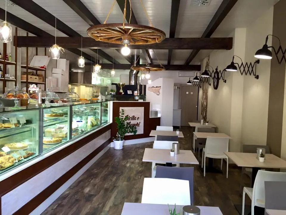 Restaurant/places to eat in B&B Persi Nel Sud, Pozzallo