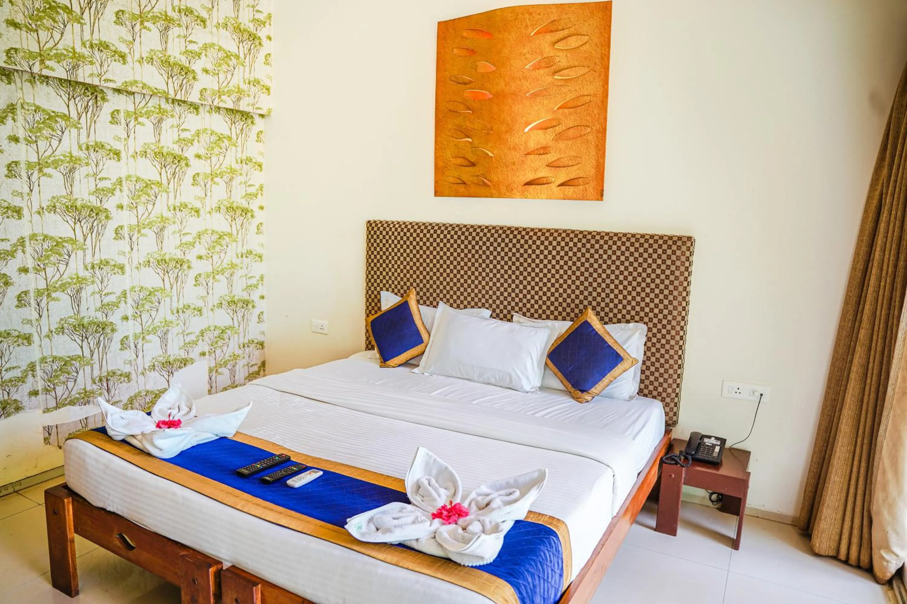 Bed in Sharanam Green Resort