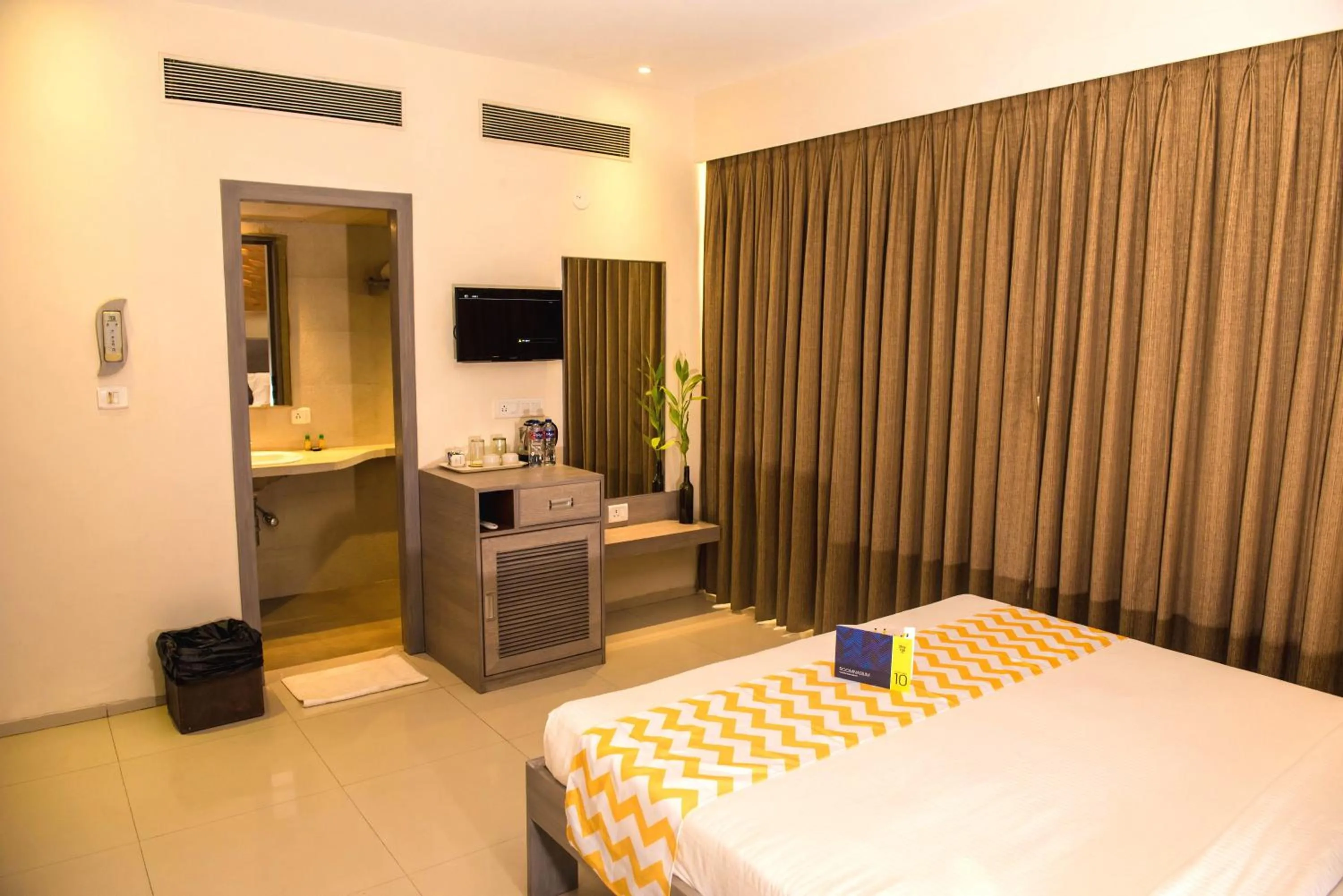 TV and multimedia, Bed in Sharanam Green Resort