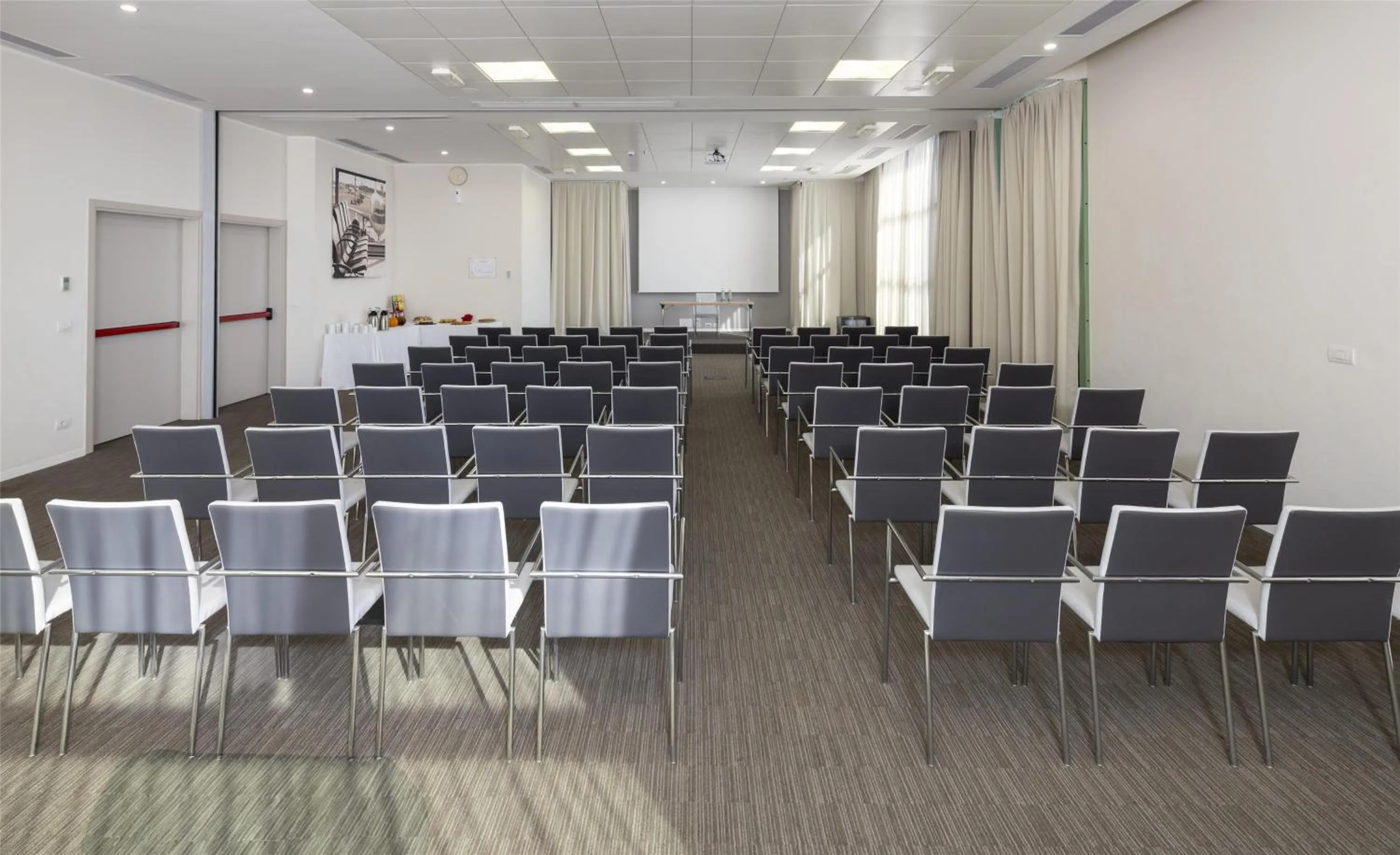 Meeting/conference room in Best Western Premier CHC Airport