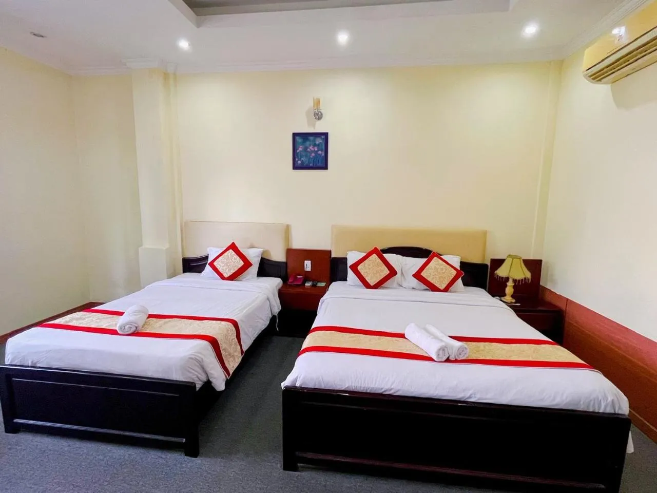 Bed in Asia Hotel Can Tho