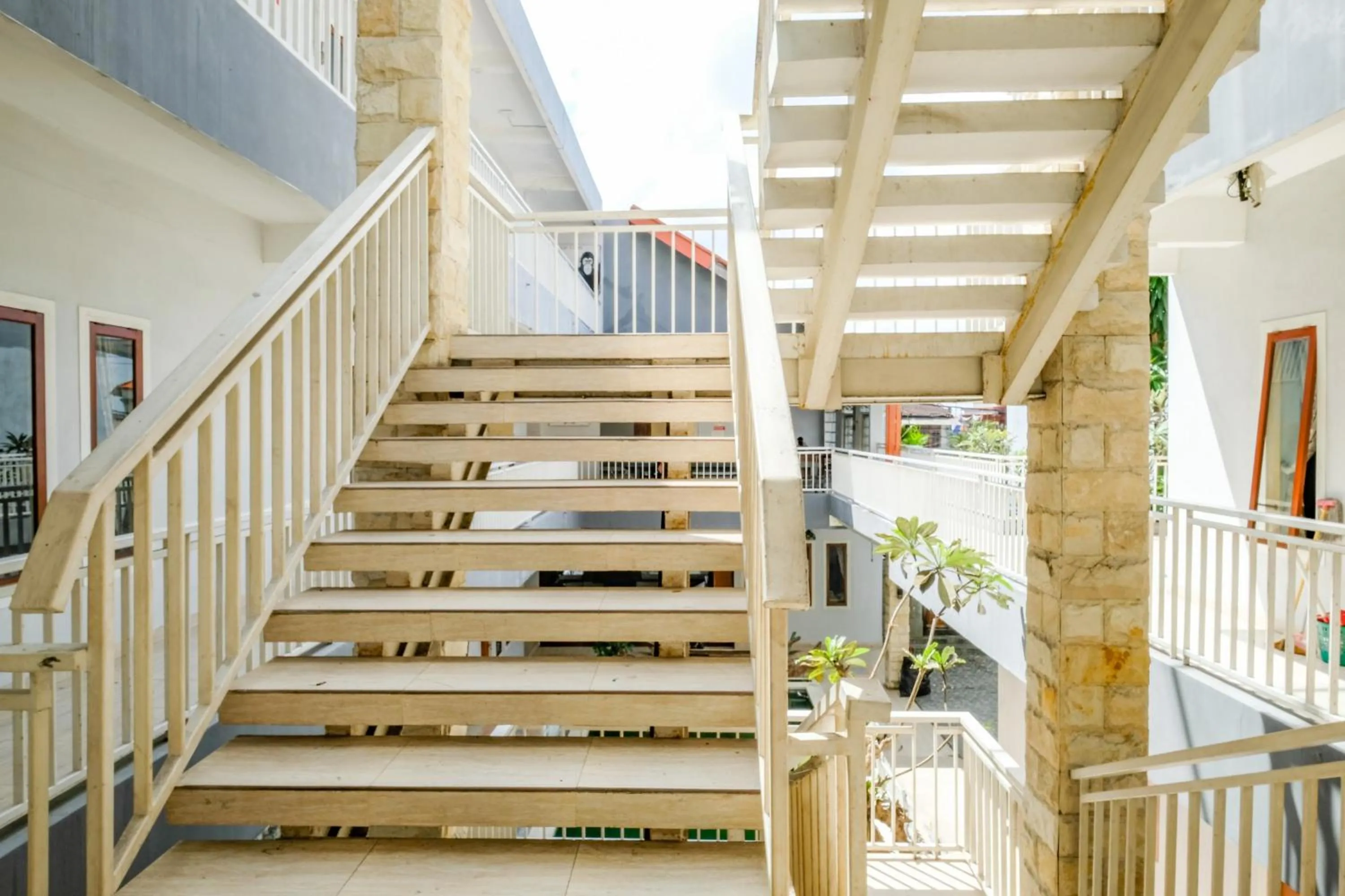 Property building in RedDoorz Plus @ Mahendradatta Denpasar