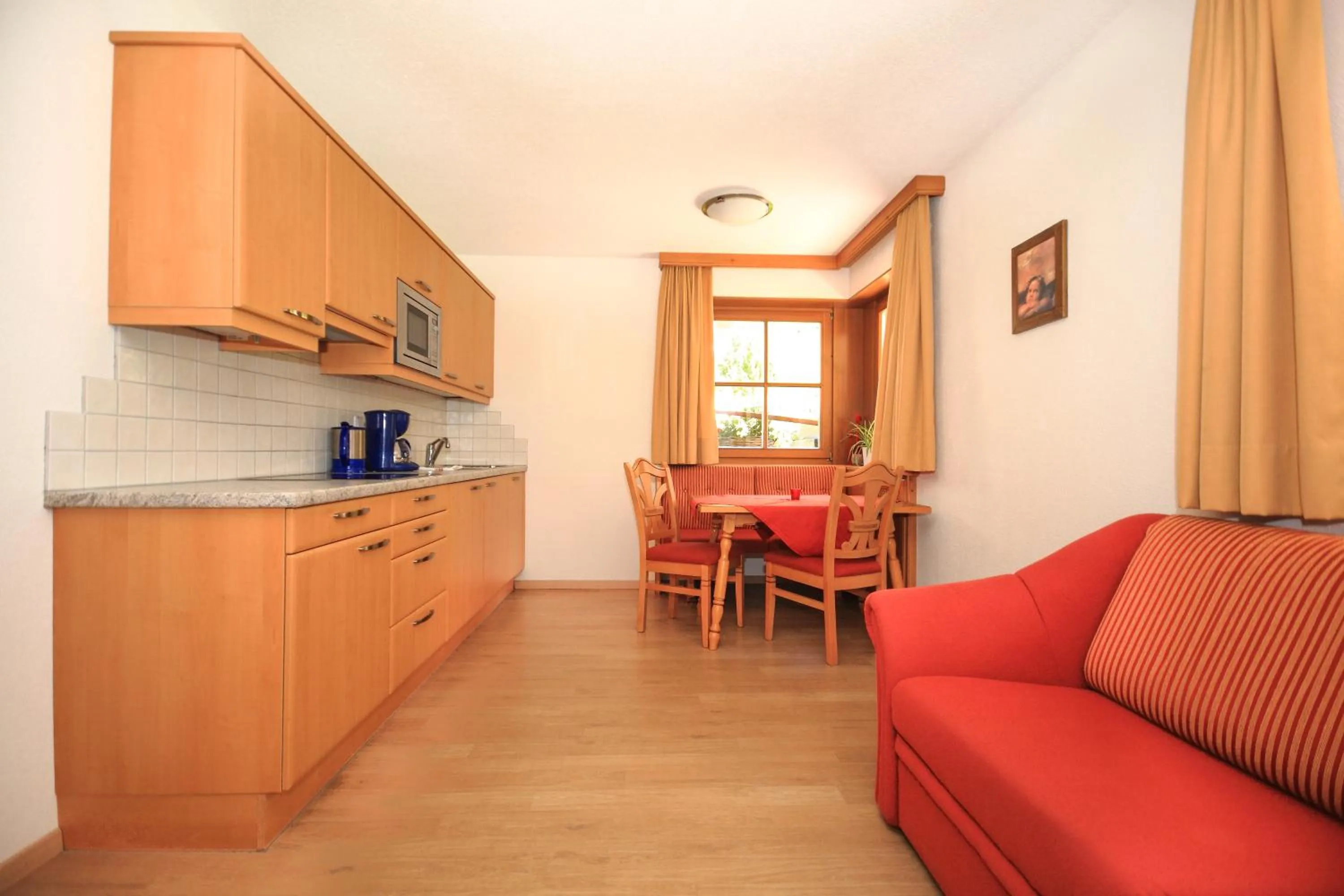 Decorative detail in Garni des Alpes