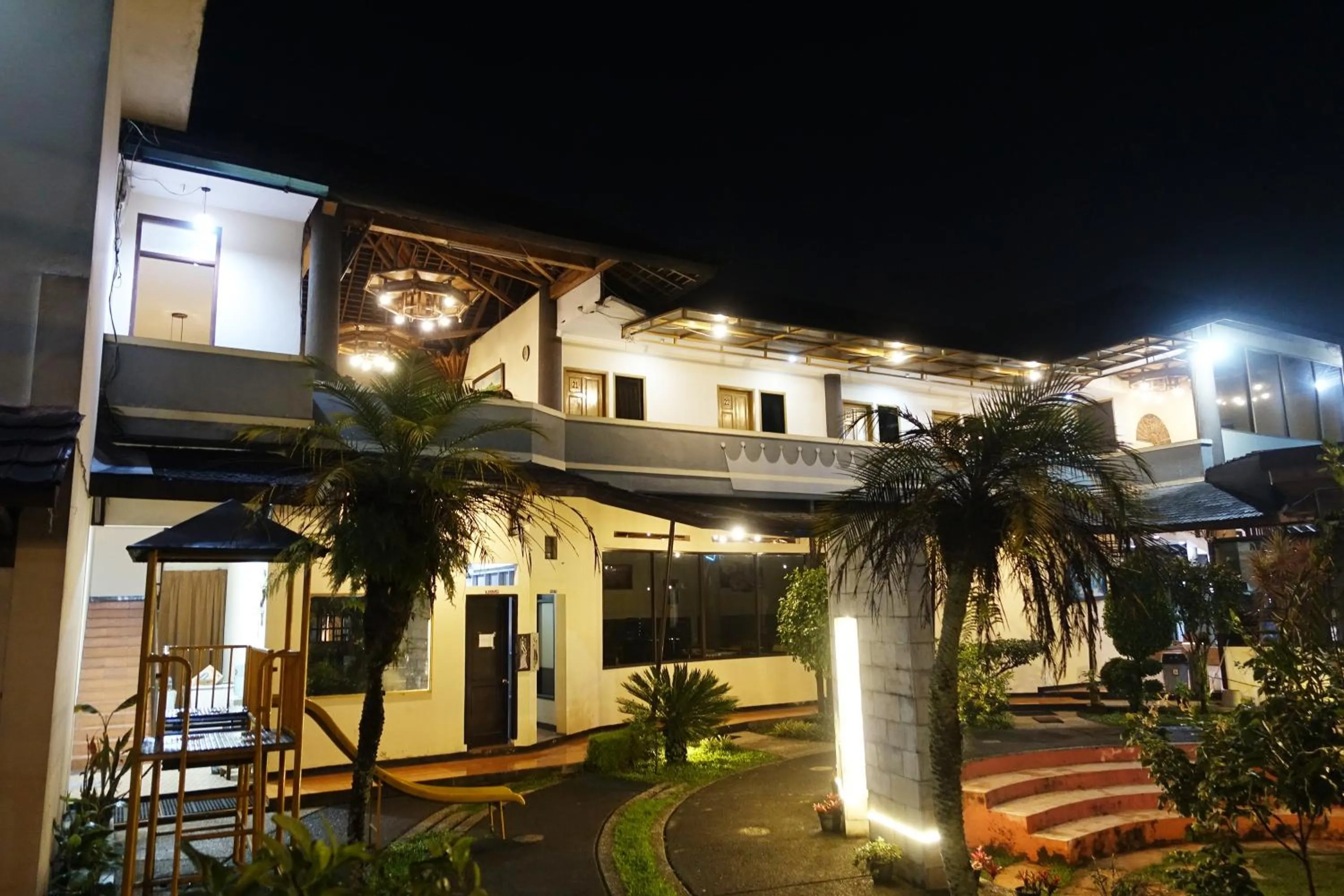 Property building in Saung Balibu Hotel