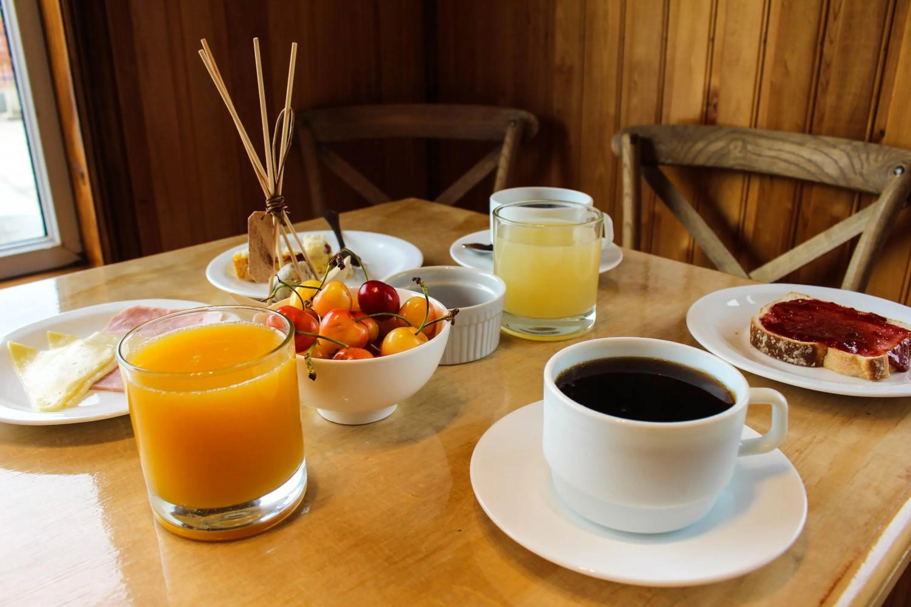 Breakfast in Hotel Aliwen